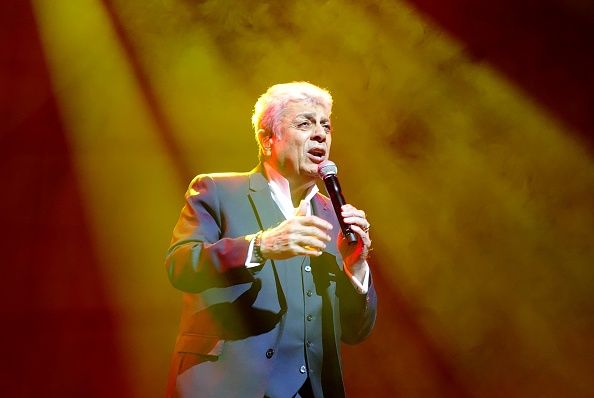 Enrico Macias au Zorlu Performance Hall à Istanbul, en Turquie, le 27 avril 2019. | Photo : Getty Images