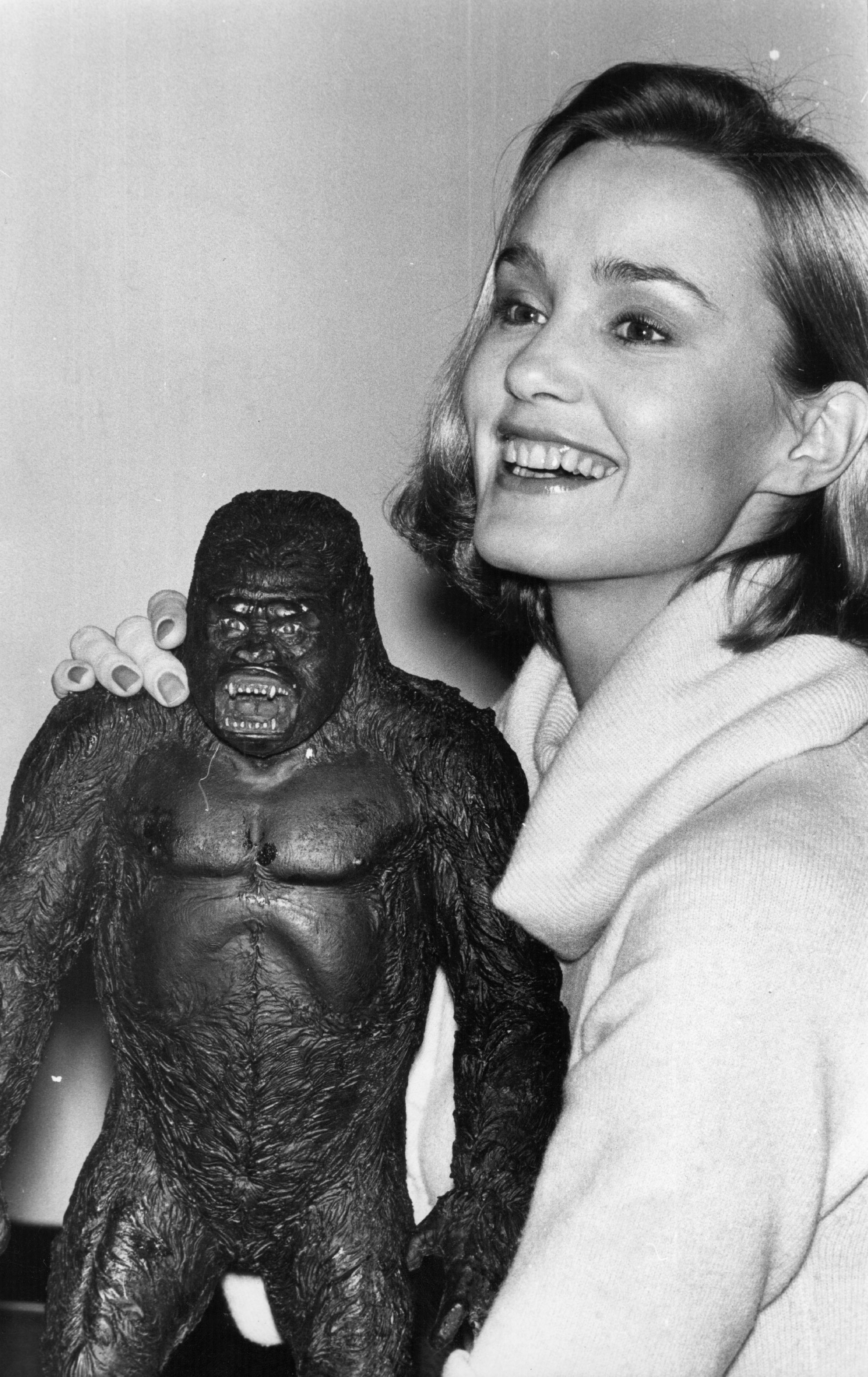 Jessica Lange with the model of King Kong in 1976 | Source: Getty Images