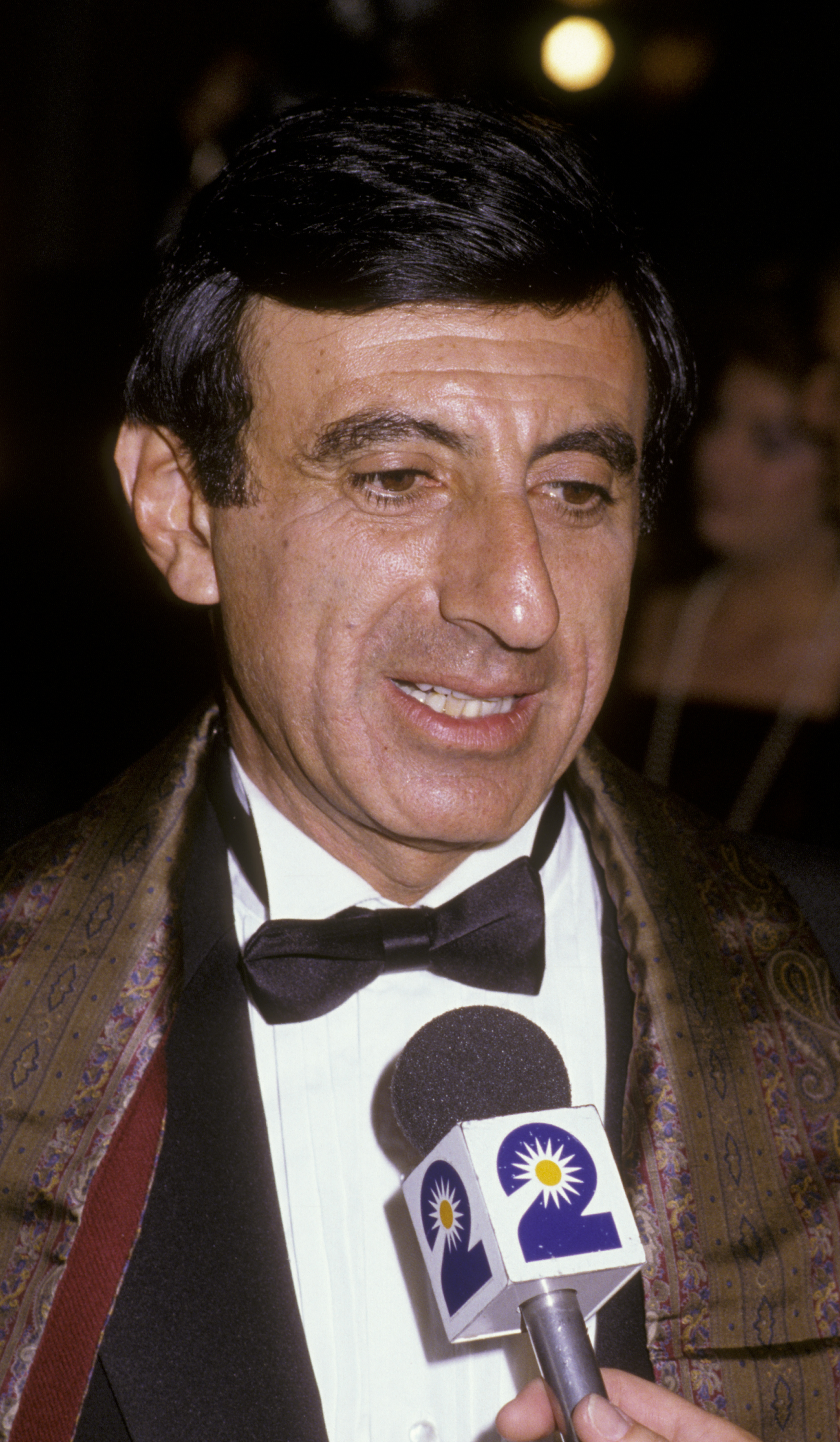 Jamie Farr attends Carousel of Hope Ball at Currigan Hall on October 8, 1983 in Denver, Colorado | Source: Getty Images