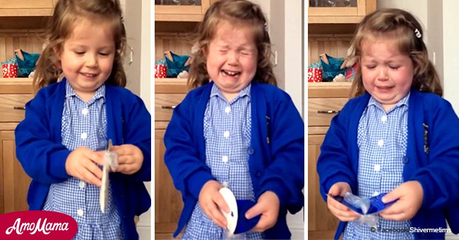 Young girl bursts into tears when mom hands her a note in this video