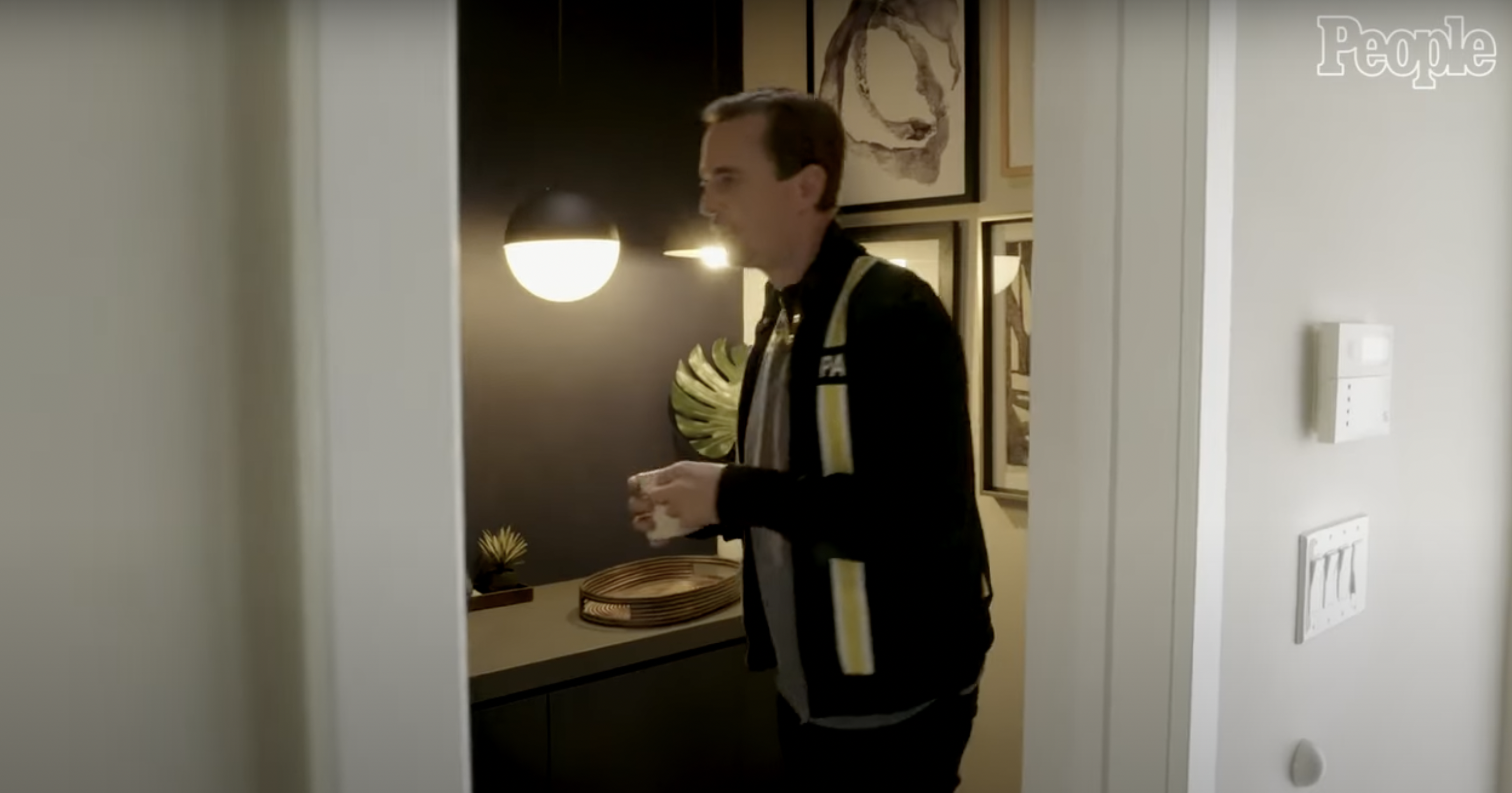 Inside Sean Murray's home from a video dated March 15, 2021. | Source: YouTube/People