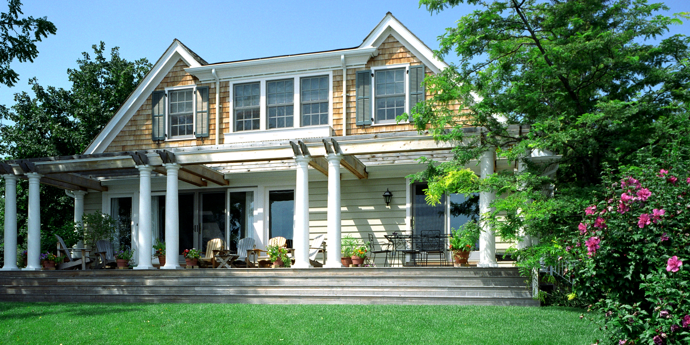 A front view of the house | Source: Shutterstock