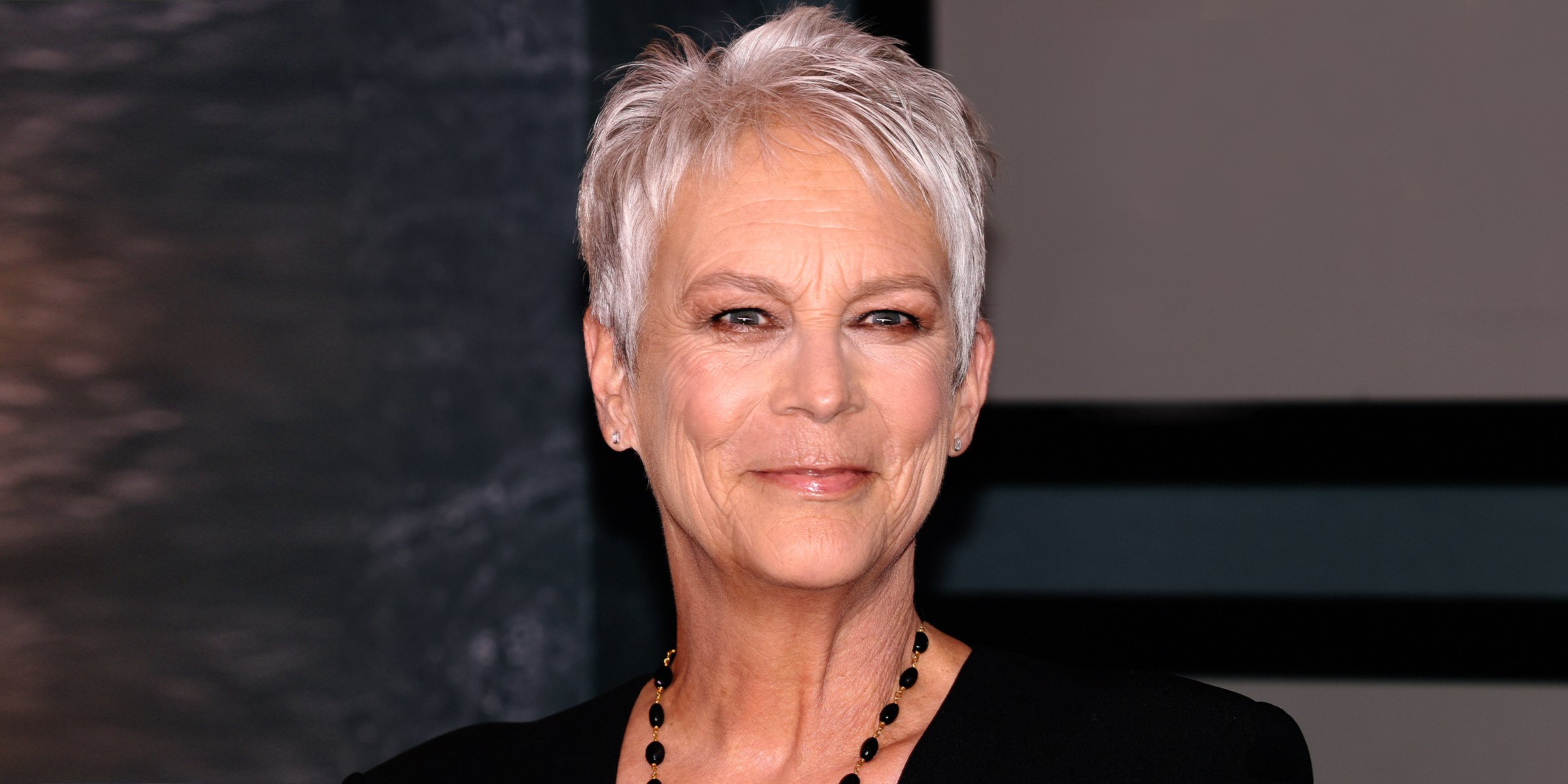 64YearOld Jamie Lee Curtis Rocks Her Gray Hair in a Dazzling Dolce
