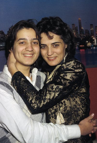 Portrait de Linda De Suza le 11 janvier 1983 à Paris, France. | Photo : Getty Images Portrait de Linda De Suza le 11 janvier 1983 à Paris, France. | Photo : Getty Images