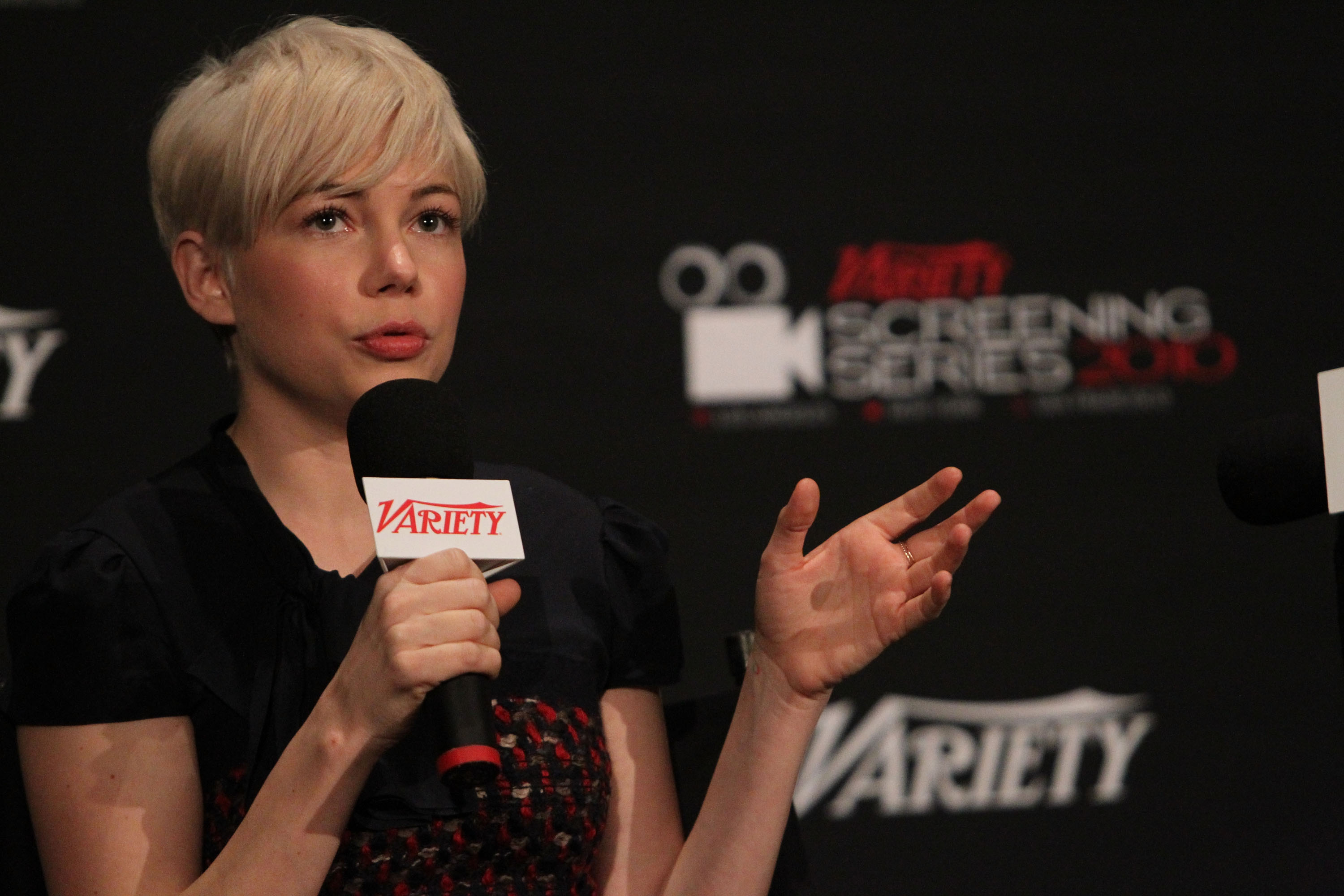 Michelle Williams at Variety's Los Angeles screening of "Blue Valentine" on December 1, 2010 | Source: Getty Images