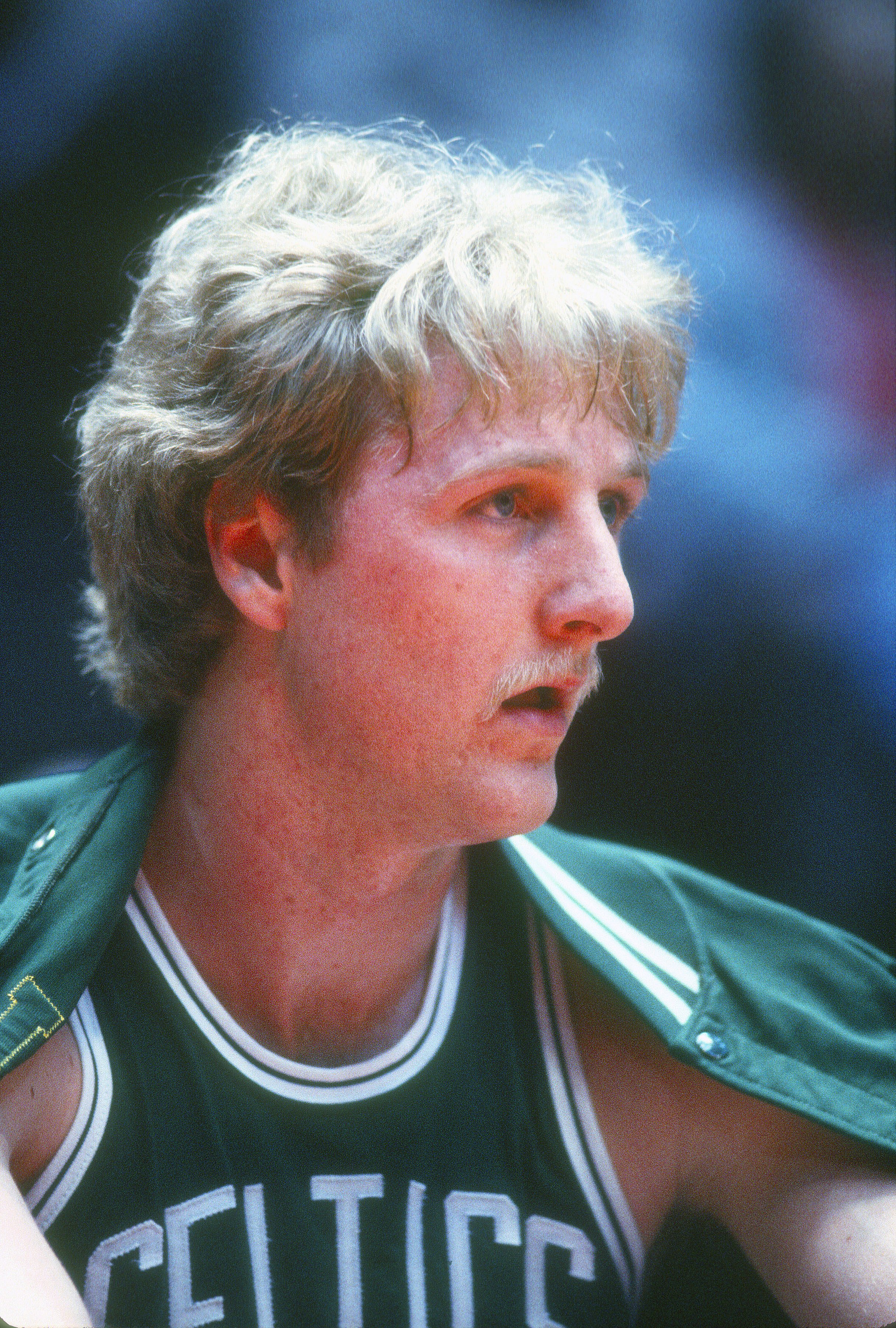 Larry Bird at a Boston Celtics game against the Houston Rockets circra 1981 at The Summit in Houston, Texas | Source: Getty Images