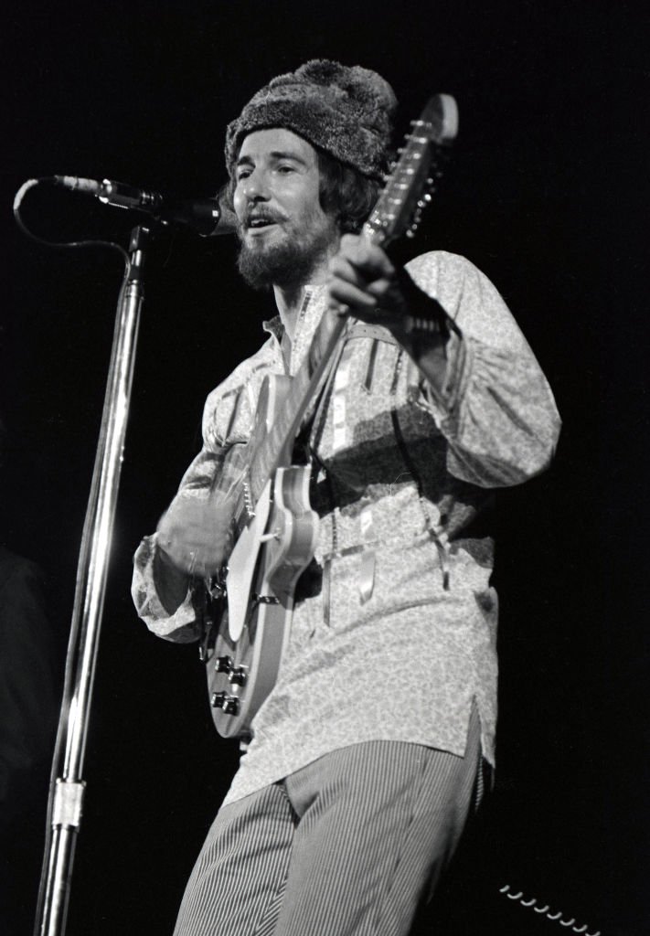 John Phillips performing at the Kiel Auditorium on July 21, 1967, in St. Louis | Photo: Getty Images