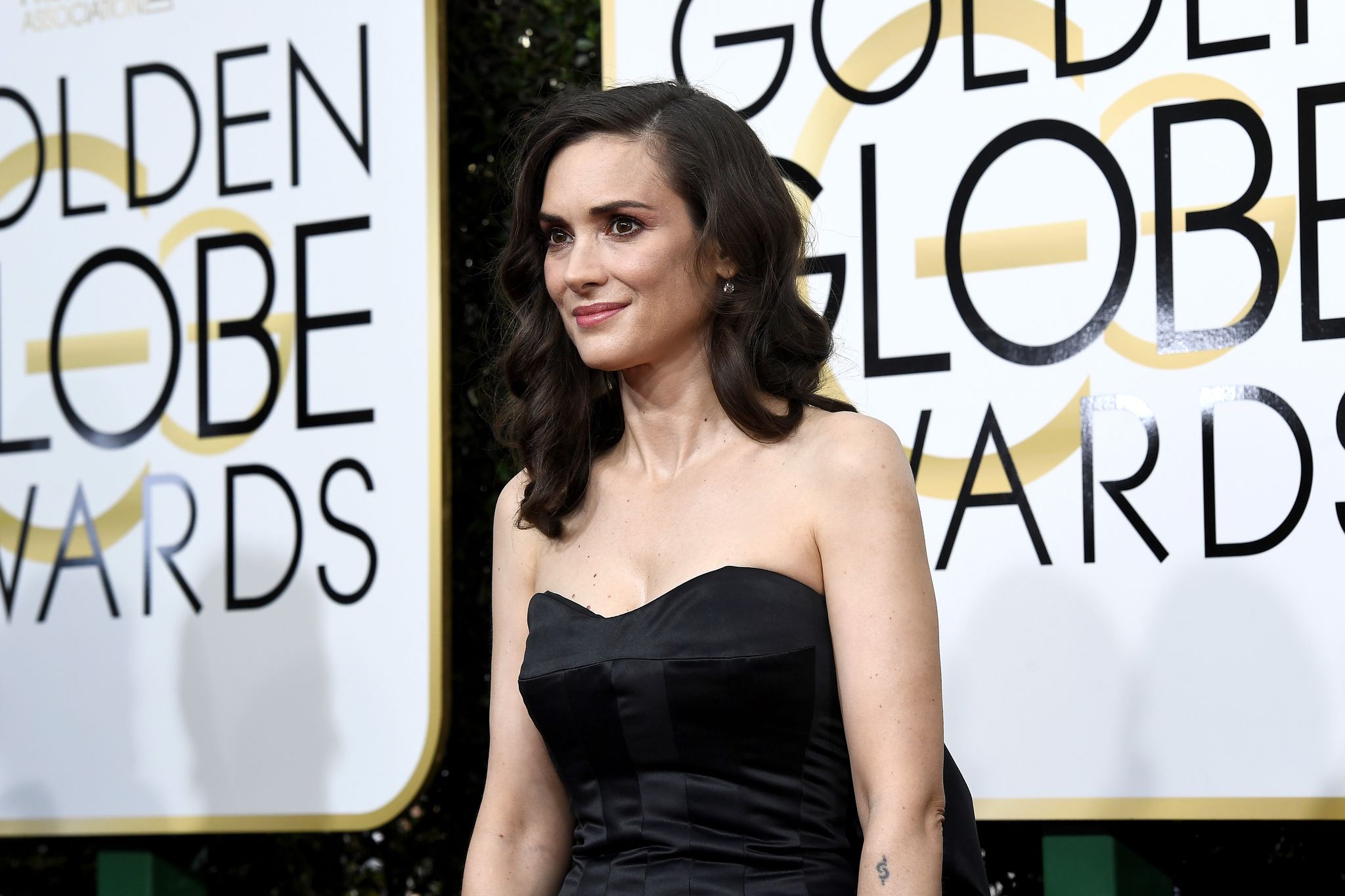 Winona Ryder at the 74th Annual Golden Globe Awards in Hollywood in 2017 | Source: Getty Images