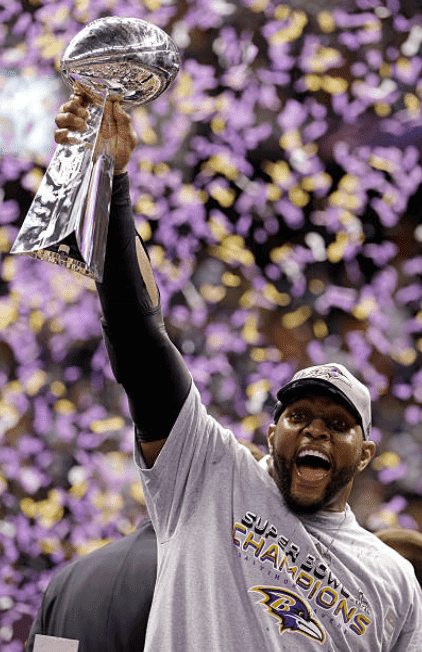 Baltimore Ravens player, Ray Lewis holding the Vince Lombardi Trophy following the Ravens win against the San Francisco 49ers during Super Bowl XLVII, on February 3, 2013, in New Orleans, Louisiana | Source: Getty Images