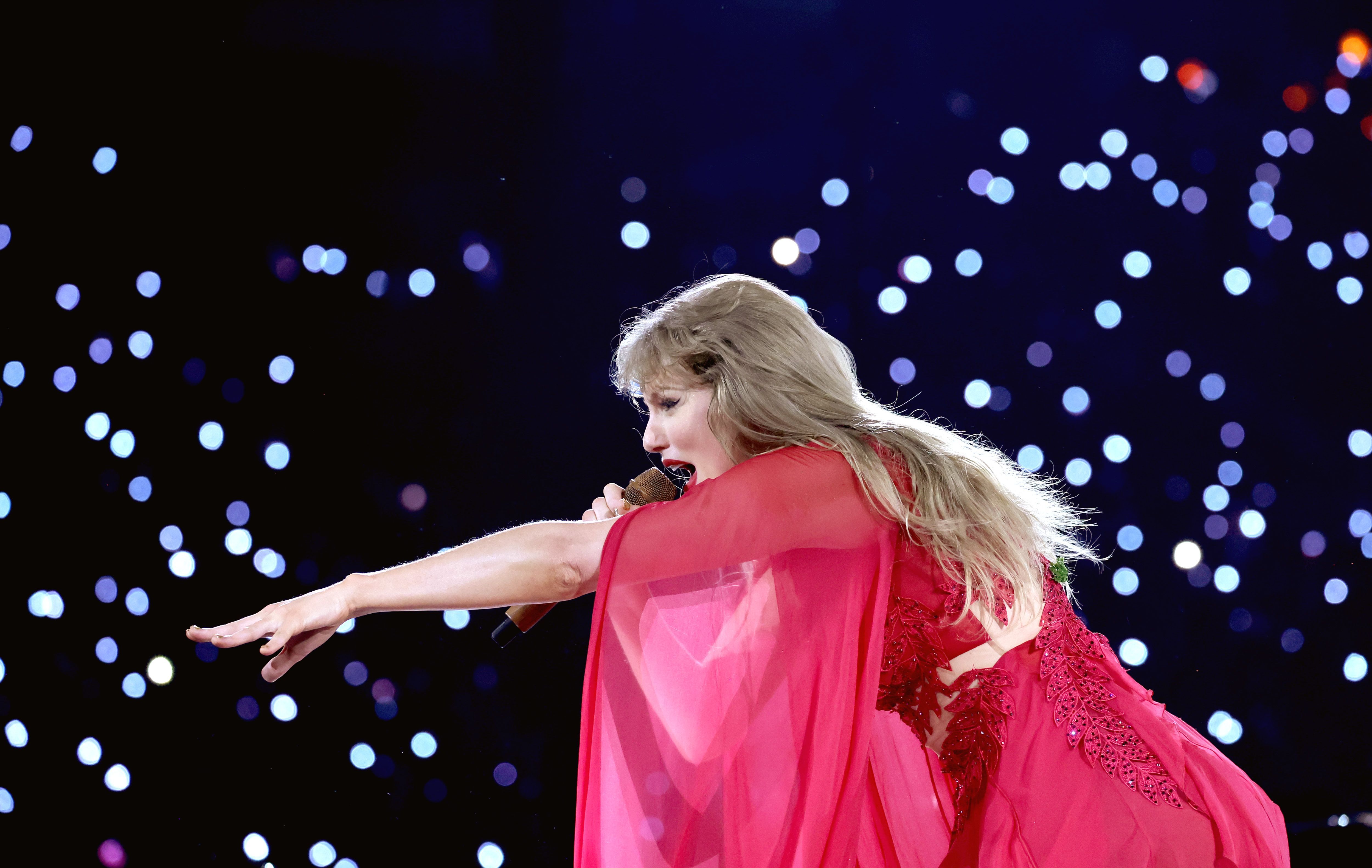 Taylor Swift performs onstage during "Taylor Swift | The Eras Tour" at BC Place in Vancouver, British Columbia, on December 6, 2024 | Source: Getty Images