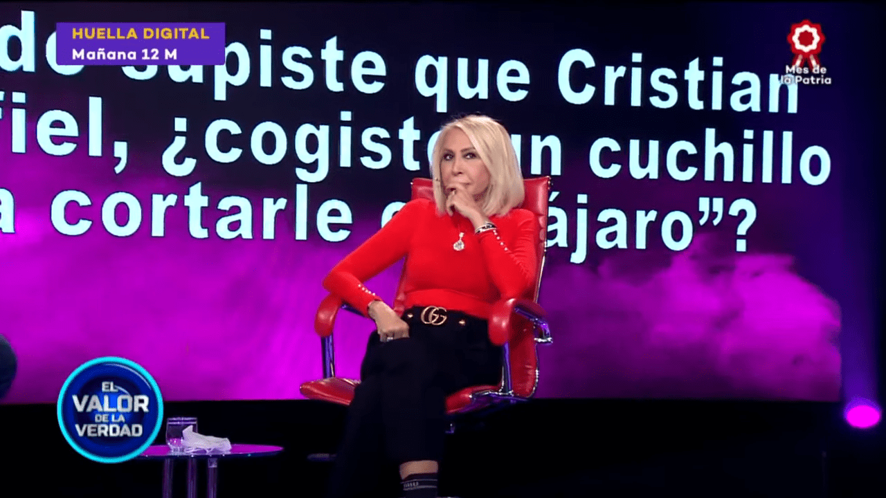 Laura siendo sometida a la prueba de la verdad │Imagen tomada de: YouTube / Latina Entretenimiento Laura siendo sometida a la prueba de la verdad │Imagen tomada de: YouTube / Latina Entretenimiento