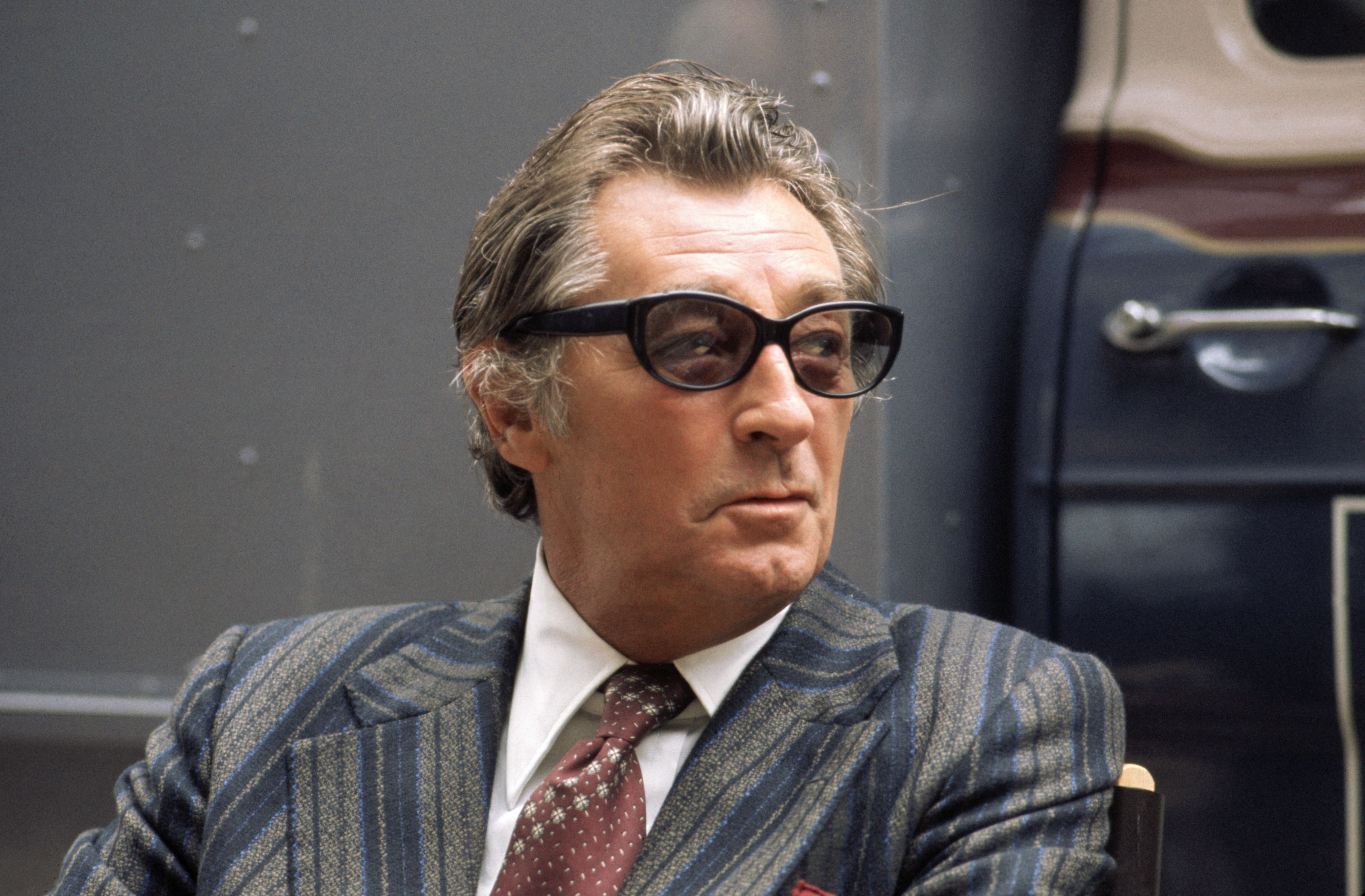 robert mitchum life death legendary hollywood antihero who robert mitchum life death legendary hollywood antihero who
