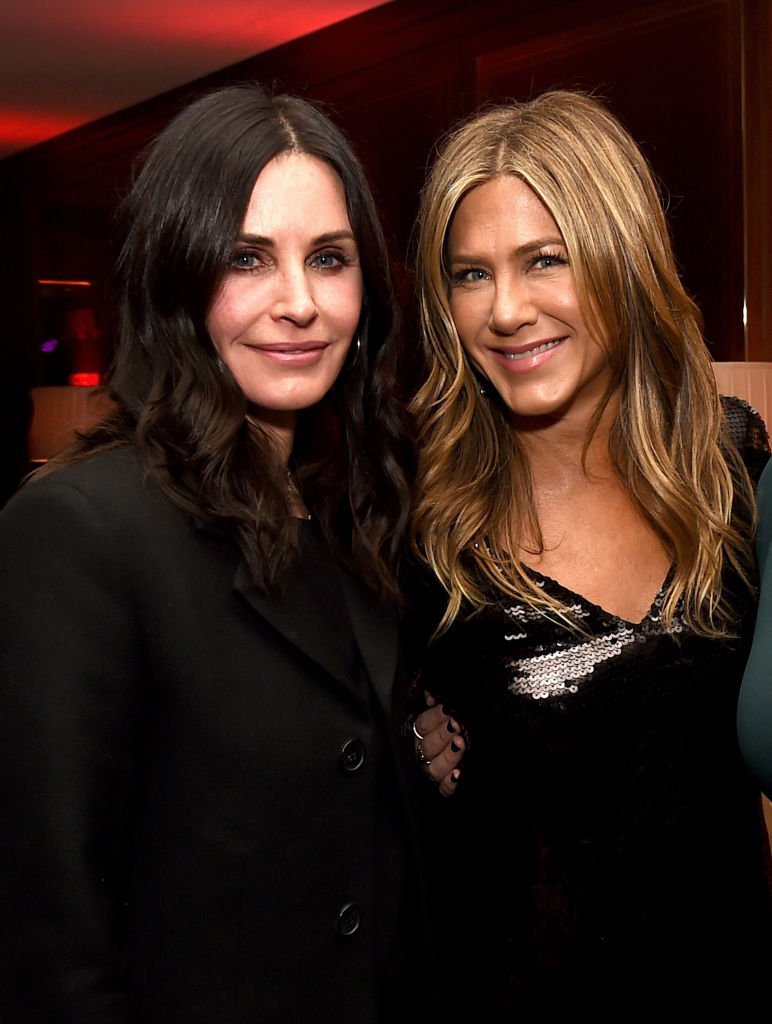Courteney Cox et Jennifer Aniston posent à l'after party pour la première de "Dumplin'" de Netflix : Getty Images
