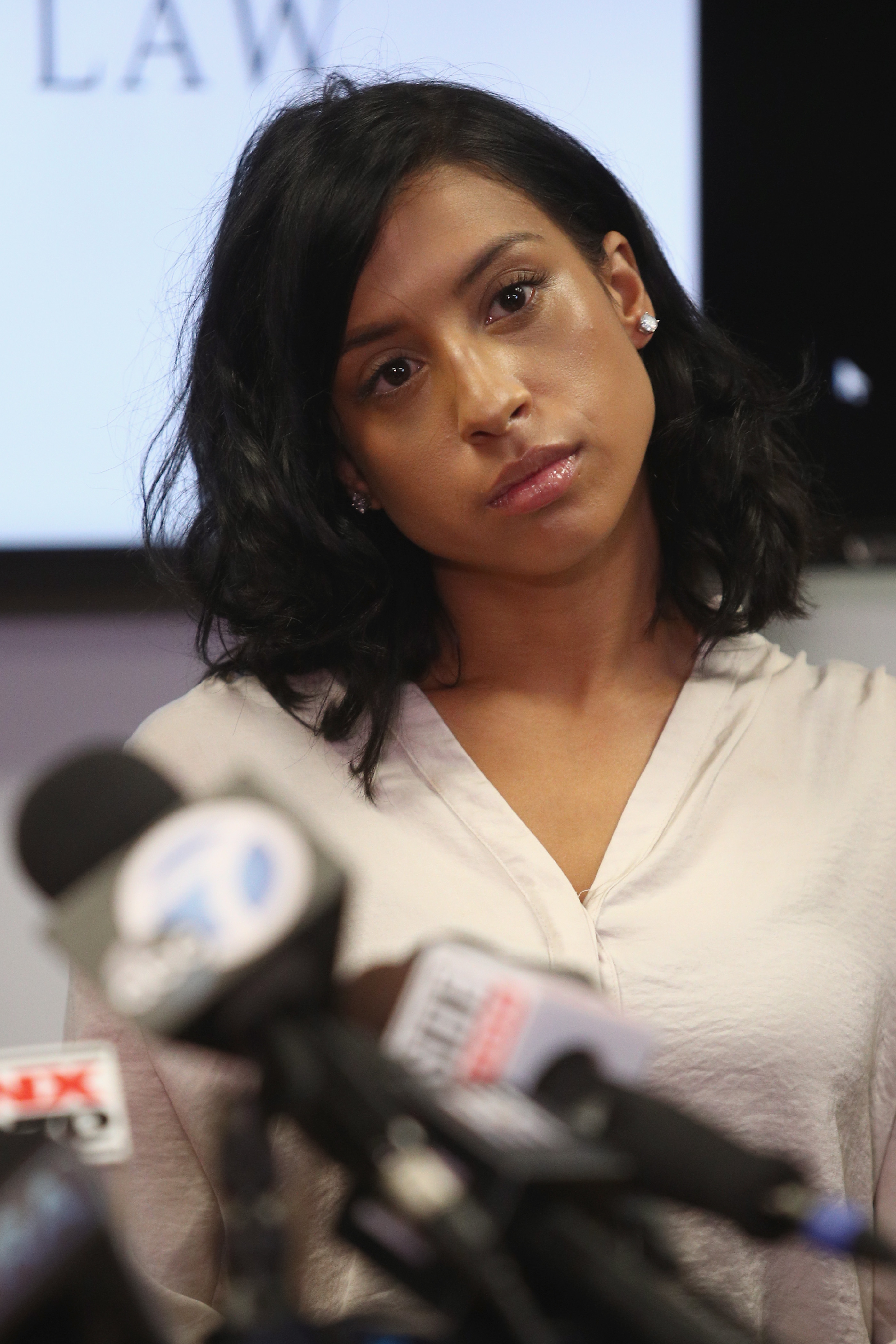 Montia Sabbag speaks regarding the alleged attack on her character after accusations that she attempted to extort Kevin Hart on September 20, 2017 | Source: Getty Images