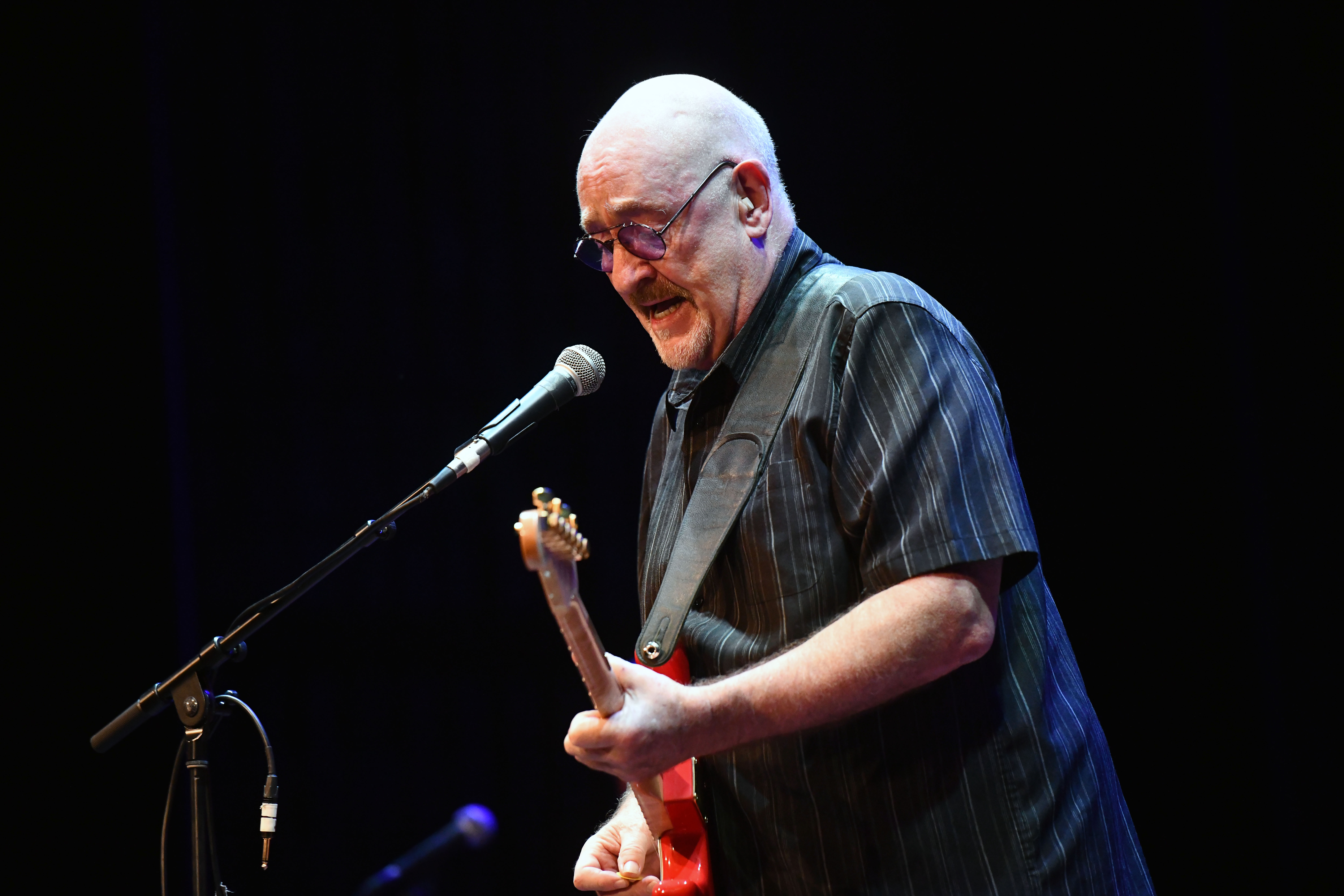 Dave Mason, founding member of the classic rock band Traffic, performs onstage at Saban Theatre on October 6, 2019 in Beverly Hills, California | Source: Getty Images