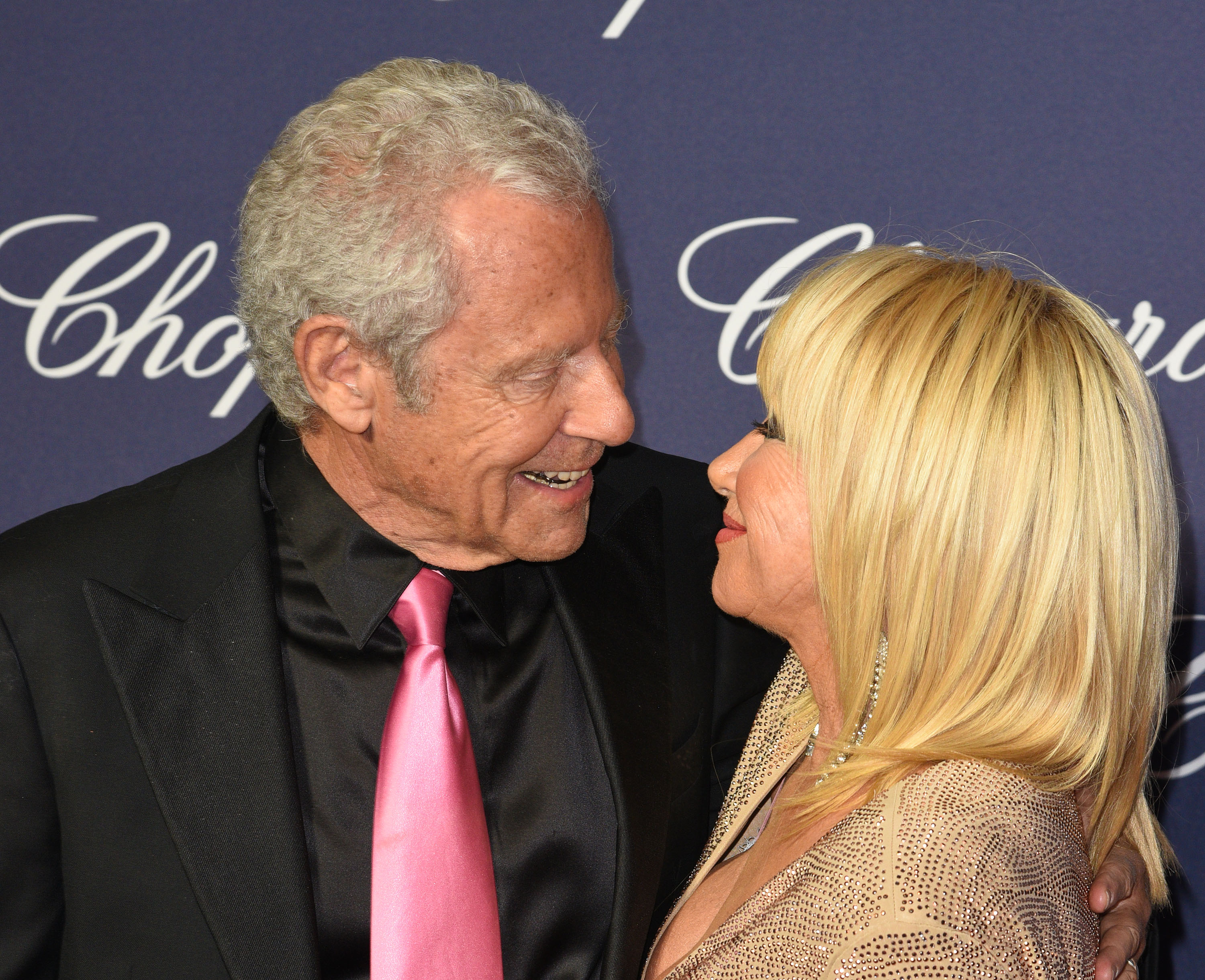 Alan Hamel and Suzanne Somers arrive at the 28th Annual Palm Springs International Film Festival in Palm Springs, California, on January 2, 2017 | Source: Getty Images