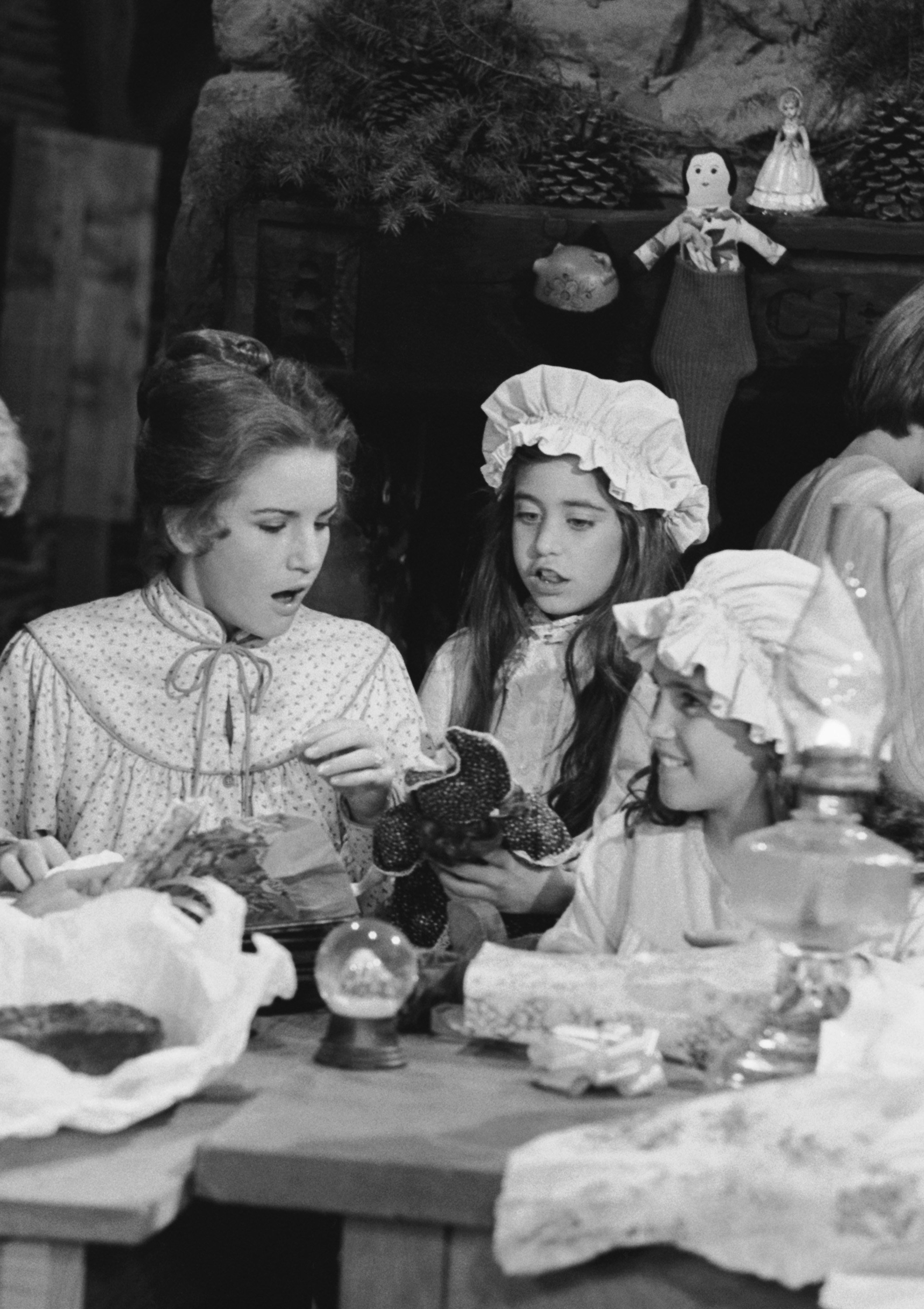 "Little House on the Prairie" - Episode 11 -- Aired 12/21/81 --  Melissa Gilbert, Melissa Francis, Lindsay/Sidney Greenbush | Photo by: NBCU Photo Bank/Getty Images