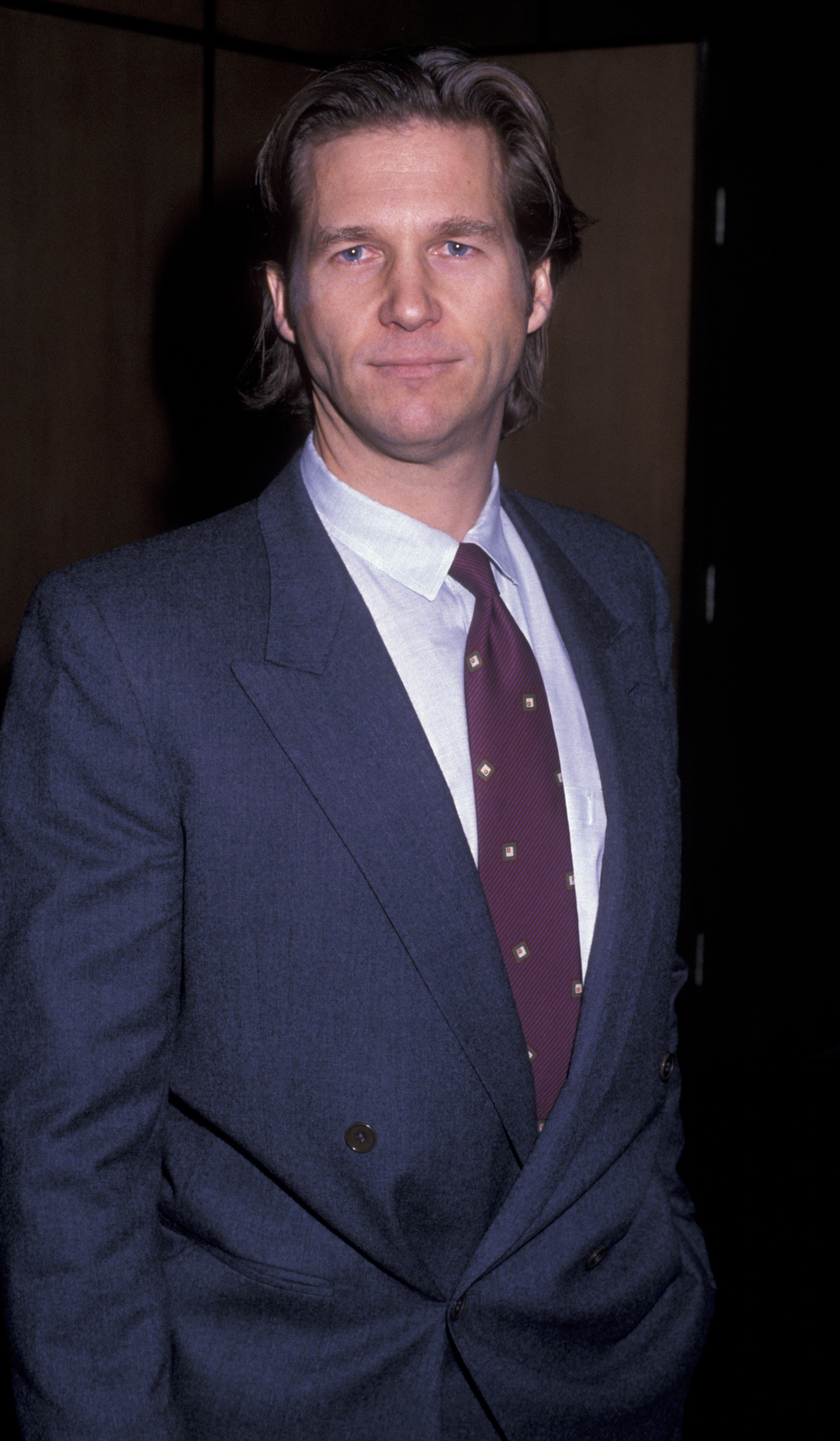 The movie star attends the Hal Ashby Memorial Service in Hollywood, California, on December 27, 1988. | Source: Getty Images