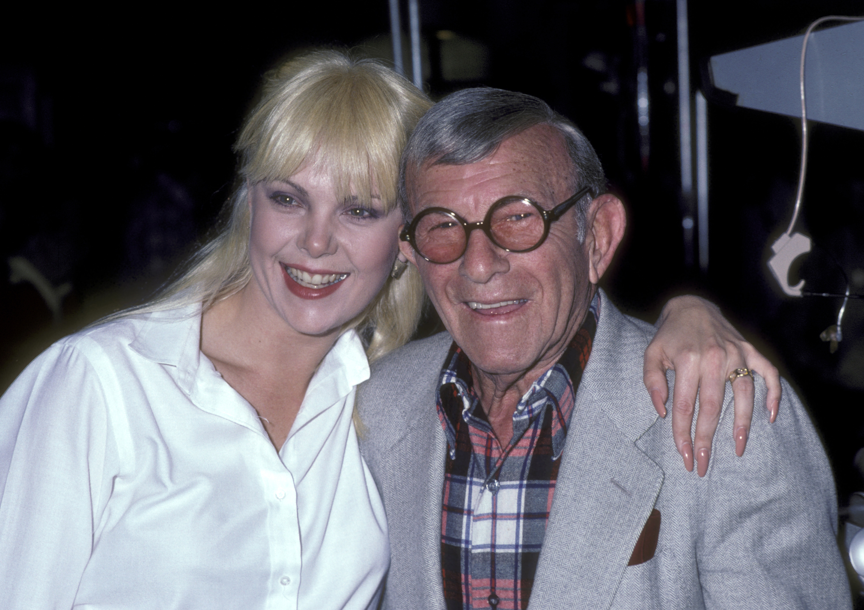 Ann Jillian and George Burns attend the Taping of Bob Hope's Television Special Spoofing the Academy Awards Nominees - Bob Hope Laughs with the Movie Awards on March 20, 1982, in Burbank, California.| Source: Getty Images