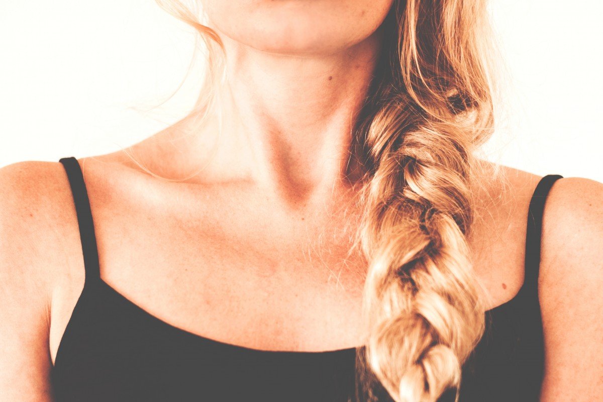 Medio rostro y cuello de mujer. | Imagen: Pixabay Medio rostro y cuello de mujer. | Imagen: Pixabay