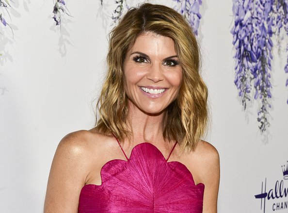  Lori Loughlin at a private residence in Beverly Hills, California. | Photo: Getty Images.