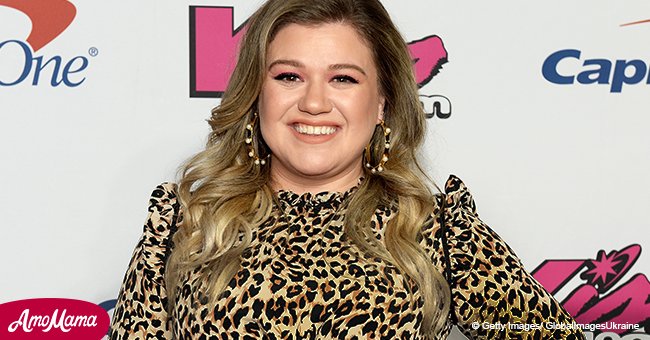 Kelly Clarkson opened up about parenting her kids