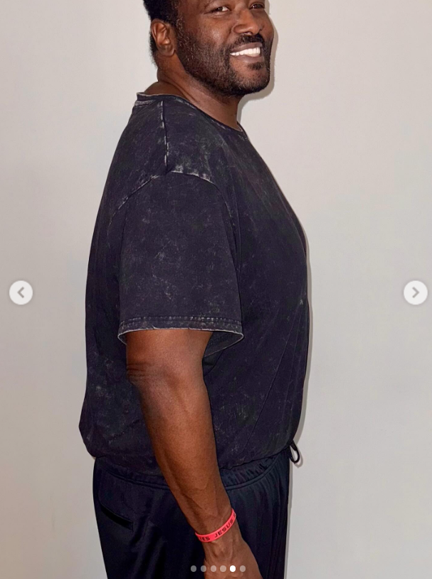 Quinton Aaron smiles in a side profile, highlighting his leaner frame | Source: Instagram/officialquintonaaron