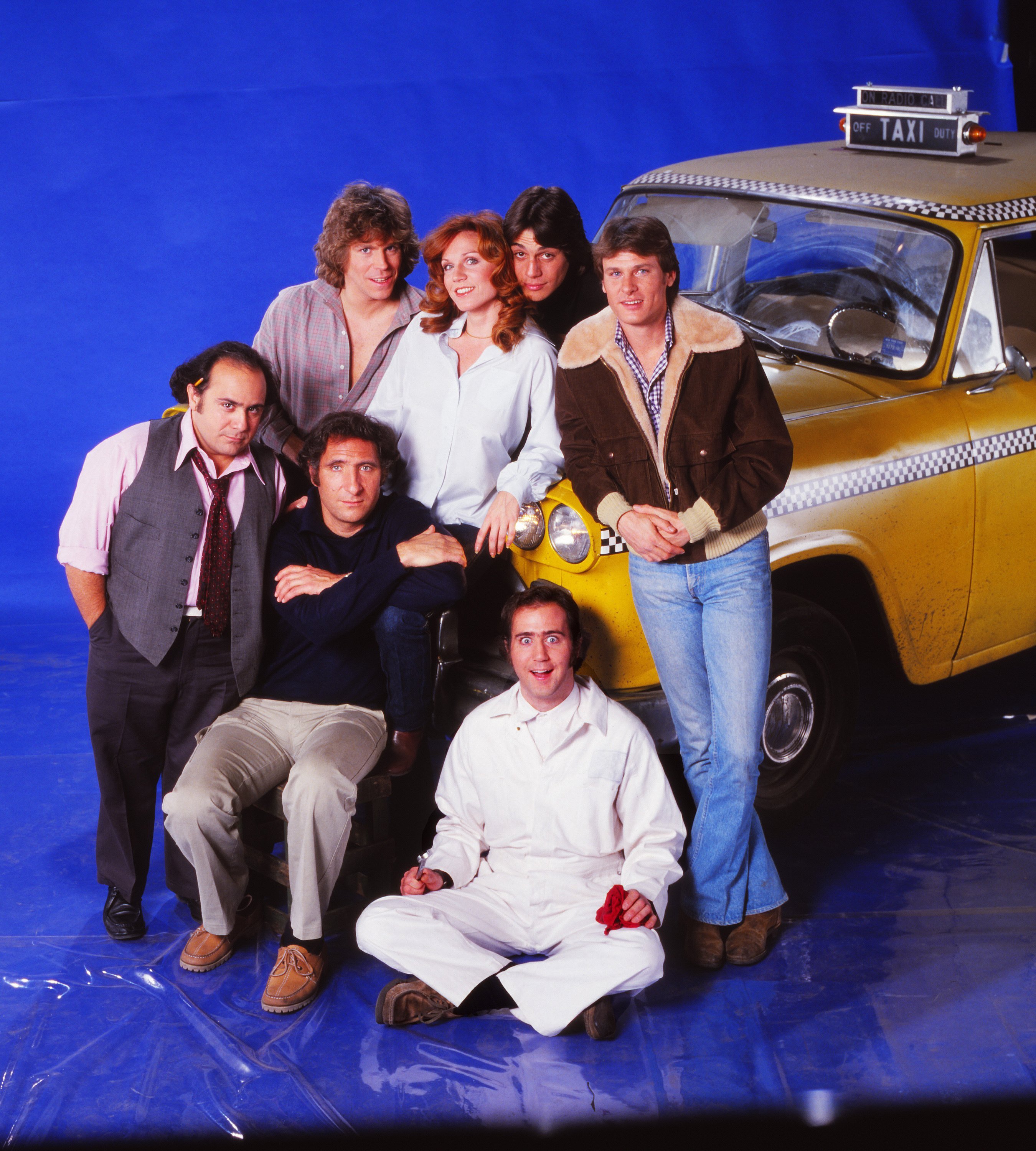 The cast of the TV series "Taxi" in Los Angeles, California in 1979. | Source: Getty Images