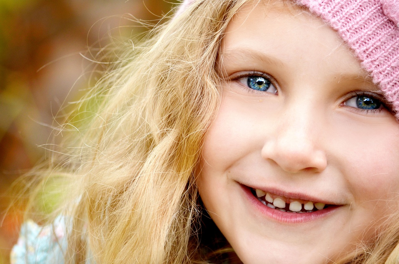 Smiling little girl | Source: Pixabay