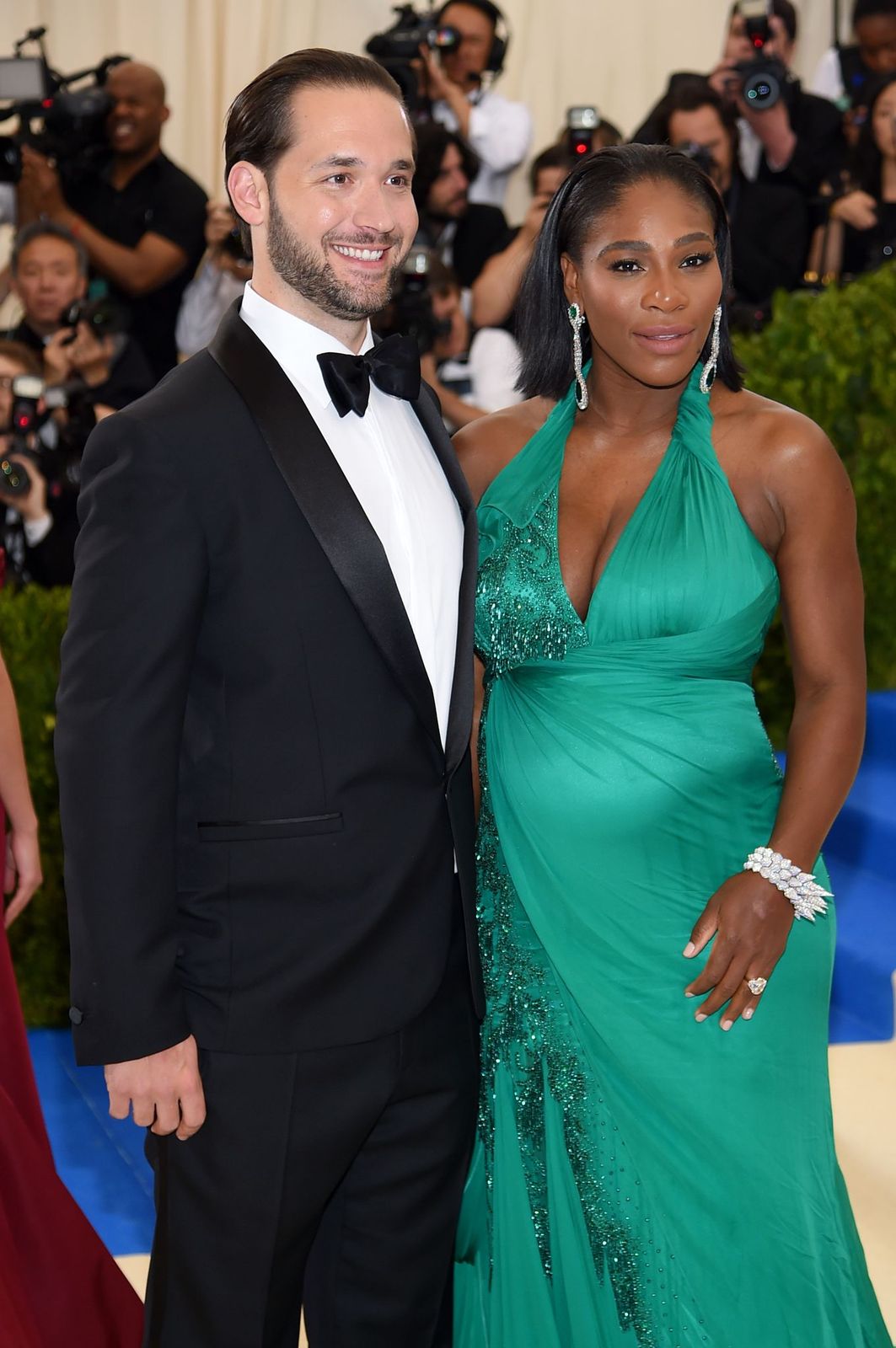 Power couple Alexis Ohanian and Serena Williams attend the "Rei Kawakubo/Comme des Garcons: Art Of The In-Between" Costume Institute Gala at Metropolitan Museum of Art on May 1, 2017 in New York City. | Photo: Getty Images