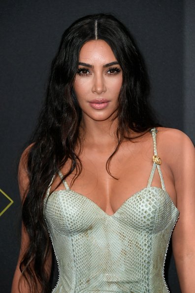 Kim Kardashian attends the 2019 E! People's Choice Awards on November 10, 2019 | Photo: Getty Images