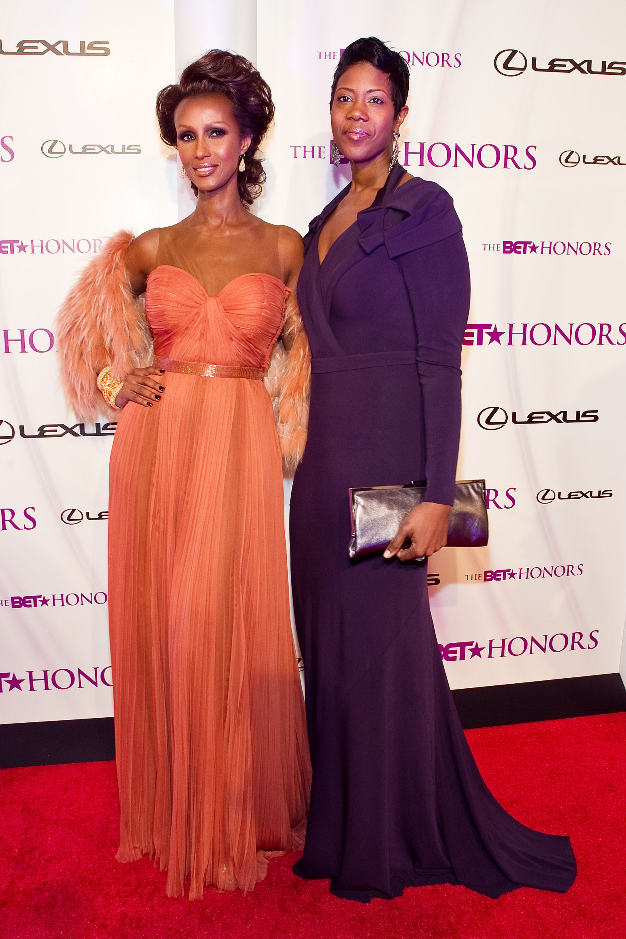 Iman and Zulekha Haywood arrive at the 4th annual BET Honors at the Warner Theatre on January 15, 2011, in Washington, DC |  Source: Getty Images