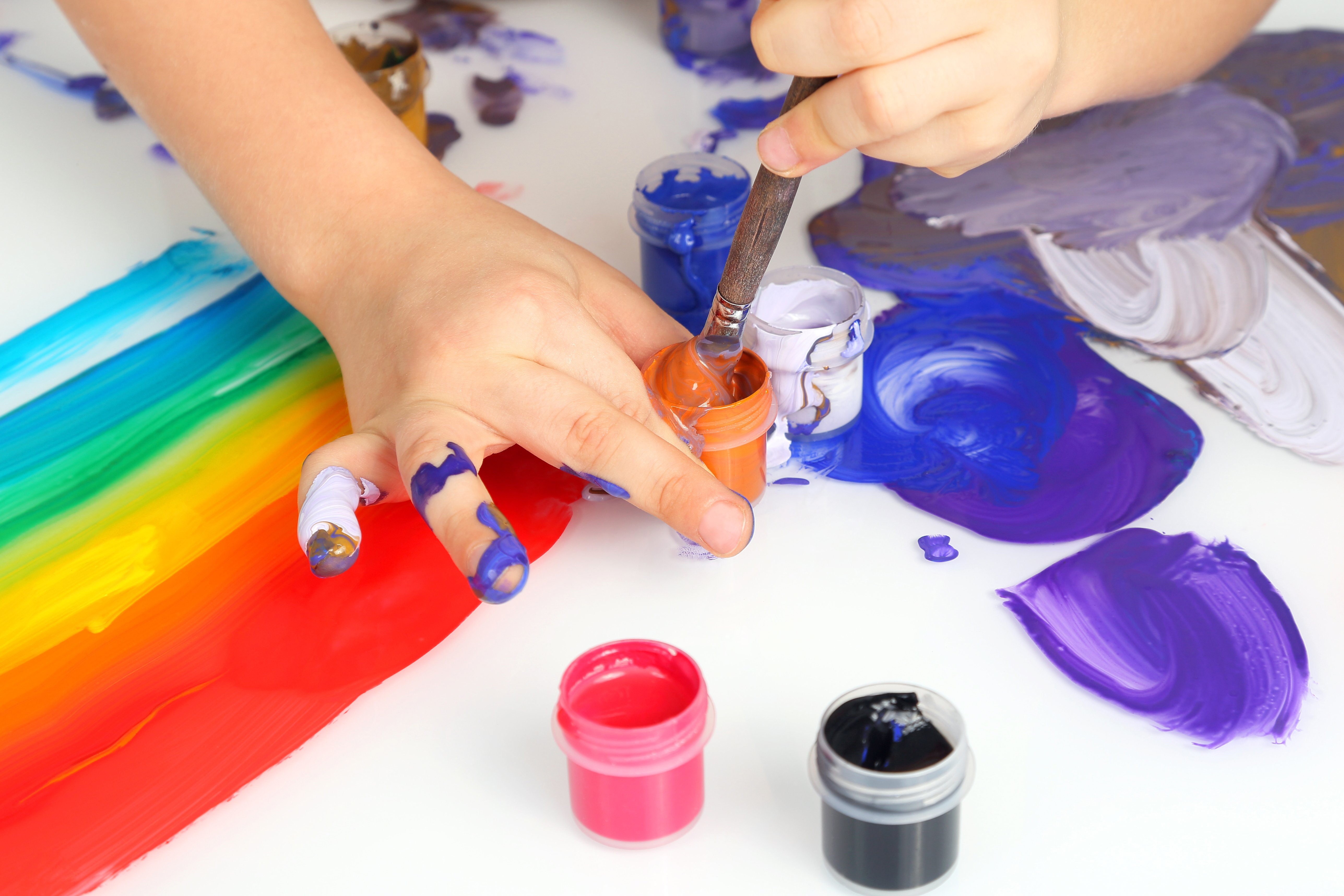 Billy's parents taught him how to paint before they passed away. | Source: Shutterstock