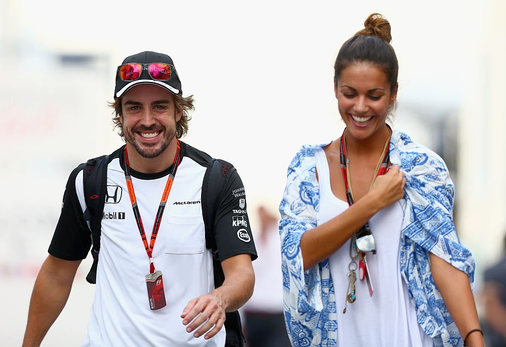 Fernando Alonso y Lara Álvarez.| Fuente: Getty Images Fernando Alonso y Lara Álvarez.| Fuente: Getty Images