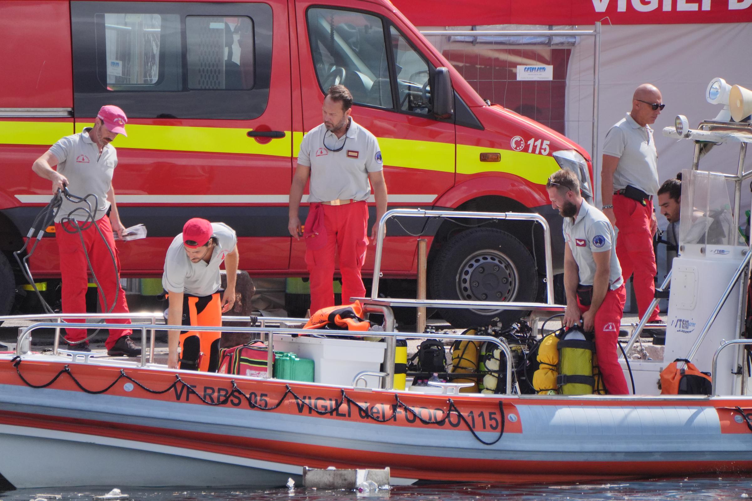 Italian emergency services prepare to head toward the area off the Sicilian coast, taken on August 20, 2024. | Source: Getty Images