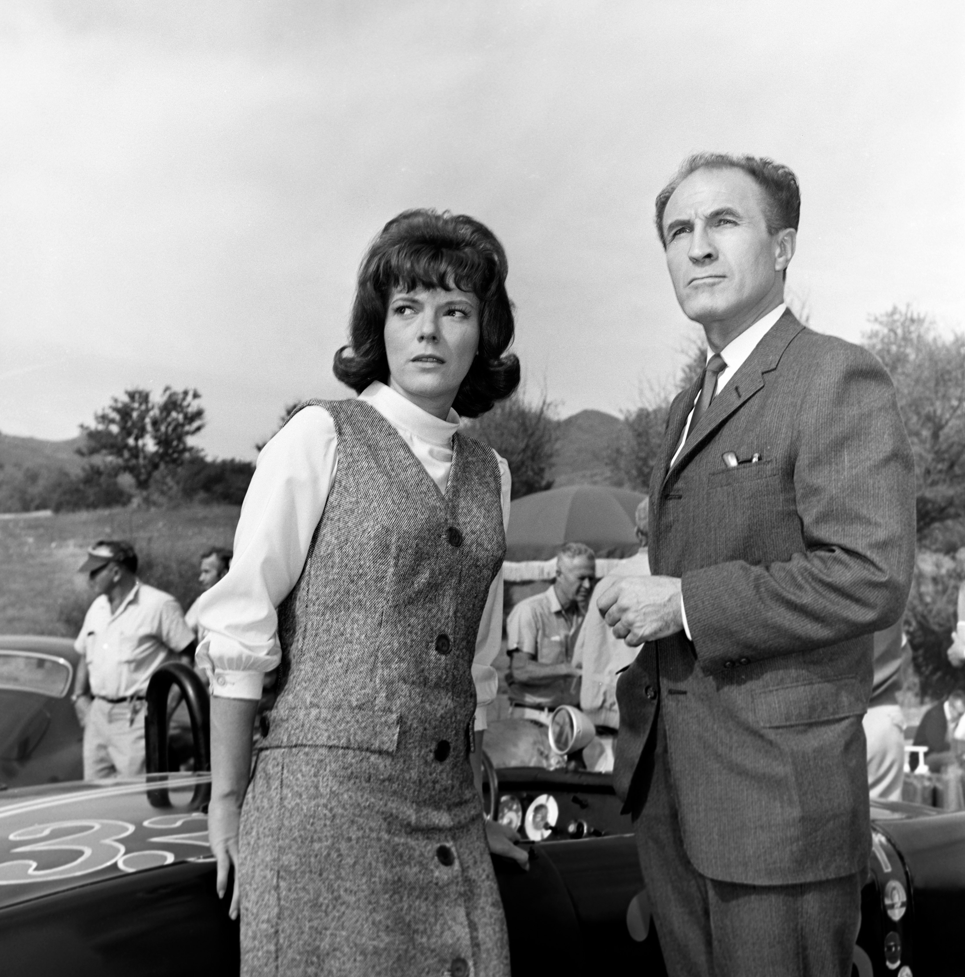 Barry Morse & Jacqueline Scott in "The Fugitive" in 1963. | Source: Getty Images.