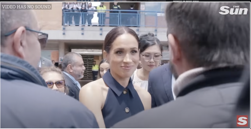 Meghan Markle visits a local charter school, Colegio Cultura Popular, in Bogota, Colombia, from a YouTube video dated August 16, 2024 | Source: Youtube/@thesun