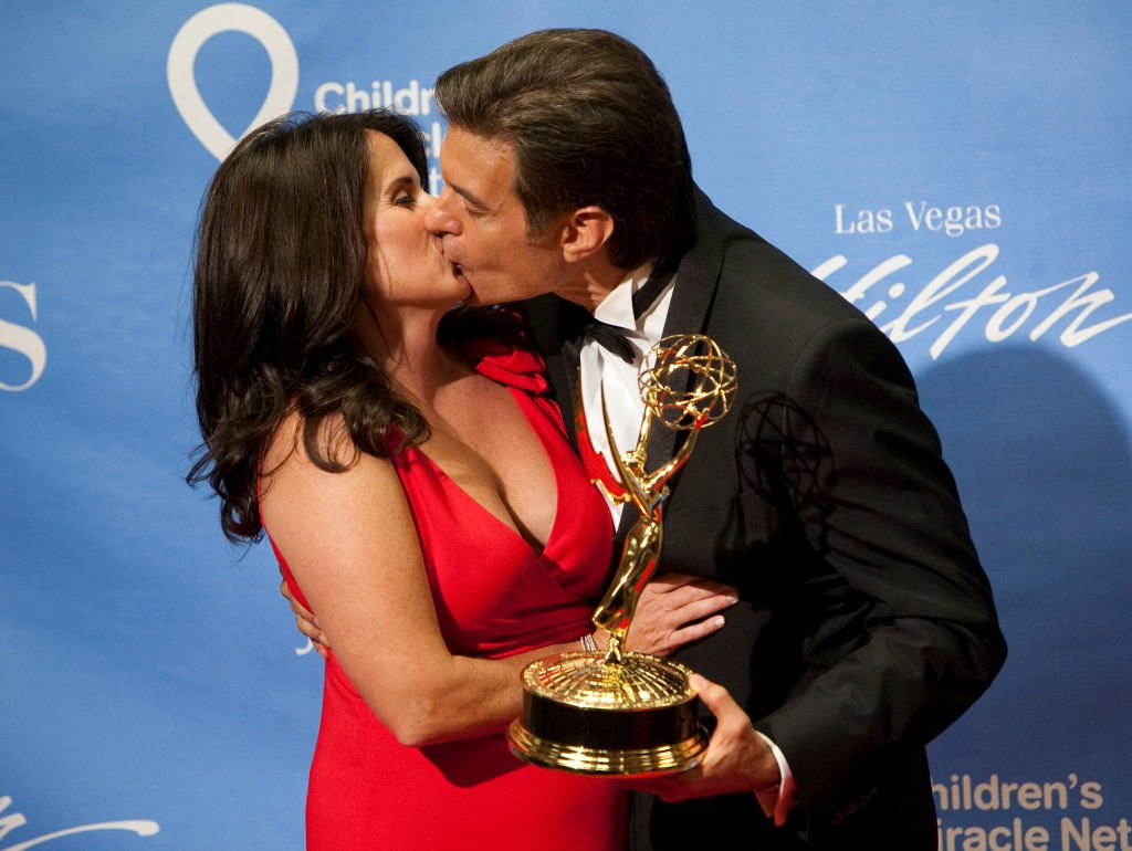 Dr. Mehmet Oz and wife Lisa at the 38th Annual Daytime Emmy Awards show on June 19,2011 in Las Vegas, Nevada | Source: Getty Images
