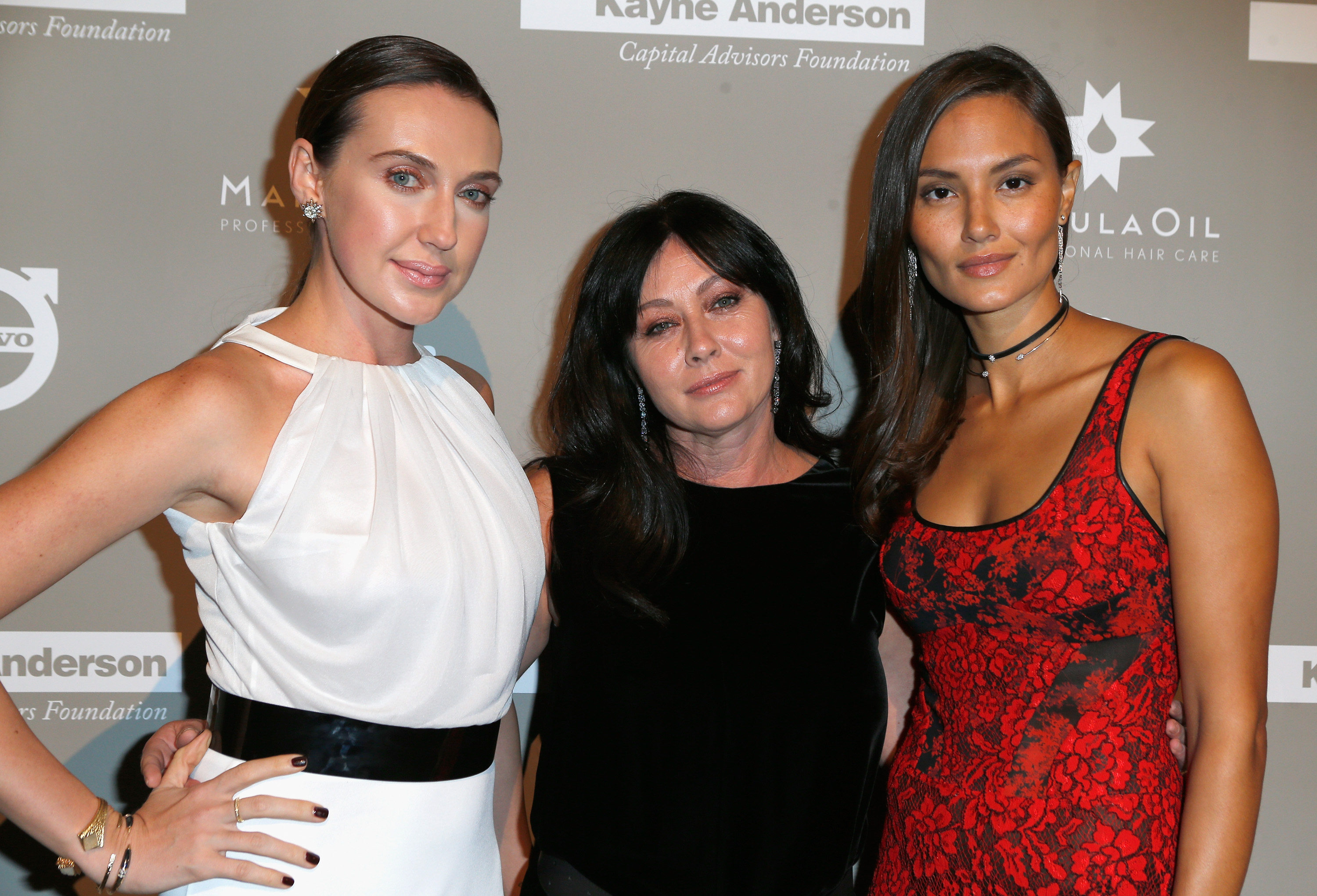 Anna Anissimova, Shannen Doherty, and Anne Marie Kortright at the Baby2Baby Gala at 3LABS in Culver City, California, on November 14, 2015. | Source: Getty Images