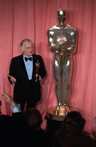 Art Carney during the 47th Academy Awards at Dorothy Chandler Pavilion in Los Angeles, California. | Photo: Getty Images