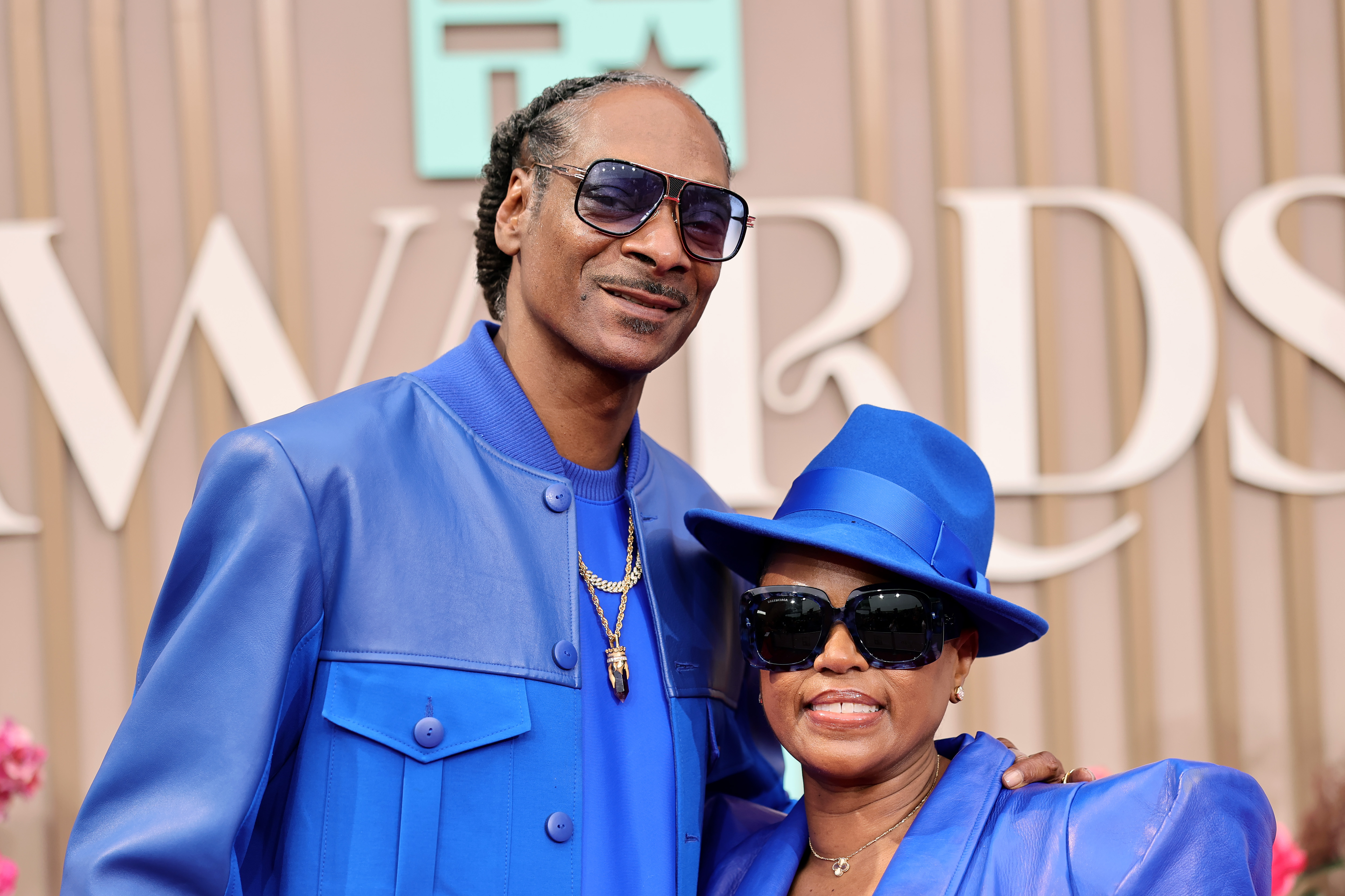 Snoop Dogg and Shante Broadus attend the BET Awards on June 9, 2025, in Los Angeles, California. | Source: Getty Images