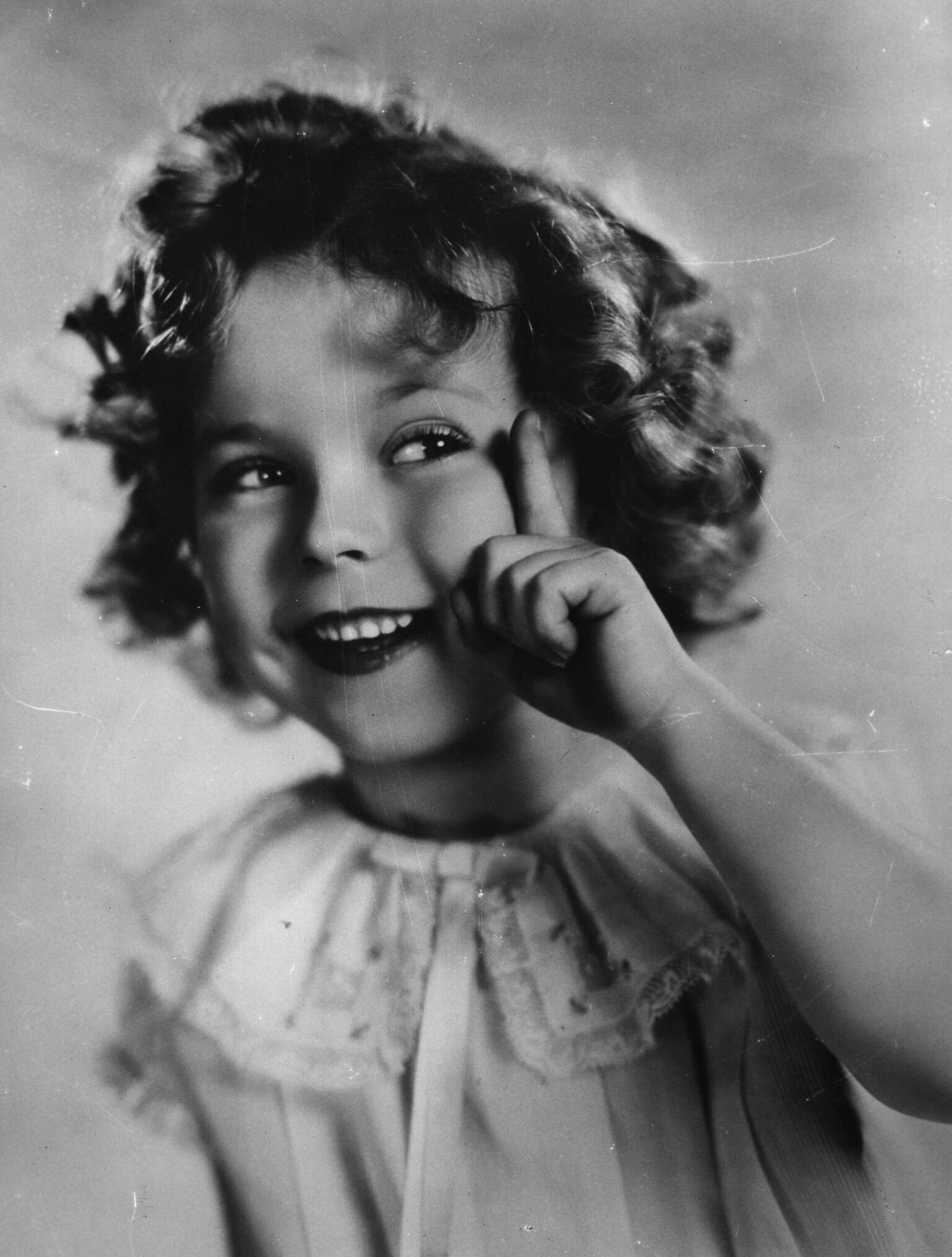 Picture of Shirley Temple circa 1934 | Source: Getty Images