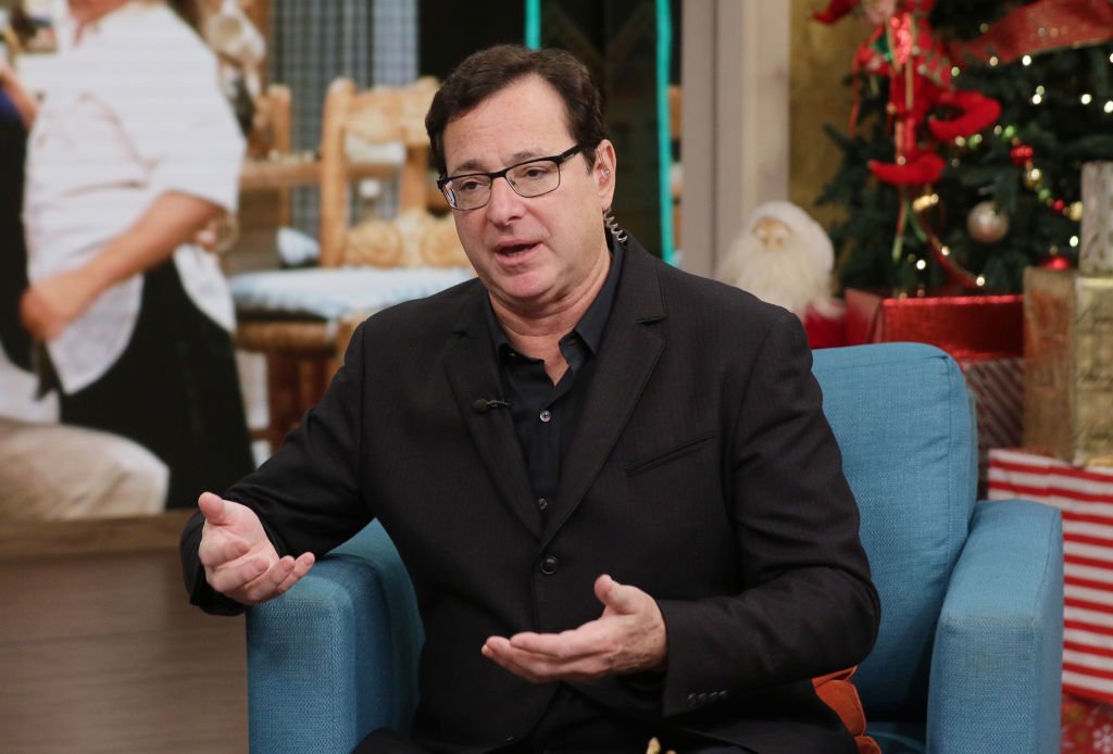 Bob Saget on the set of "Despierta America" at Univision Studios to promote the Netflix series "Fuller House" on December 14, 2018, in Miami, Florida. | Source: Getty Images