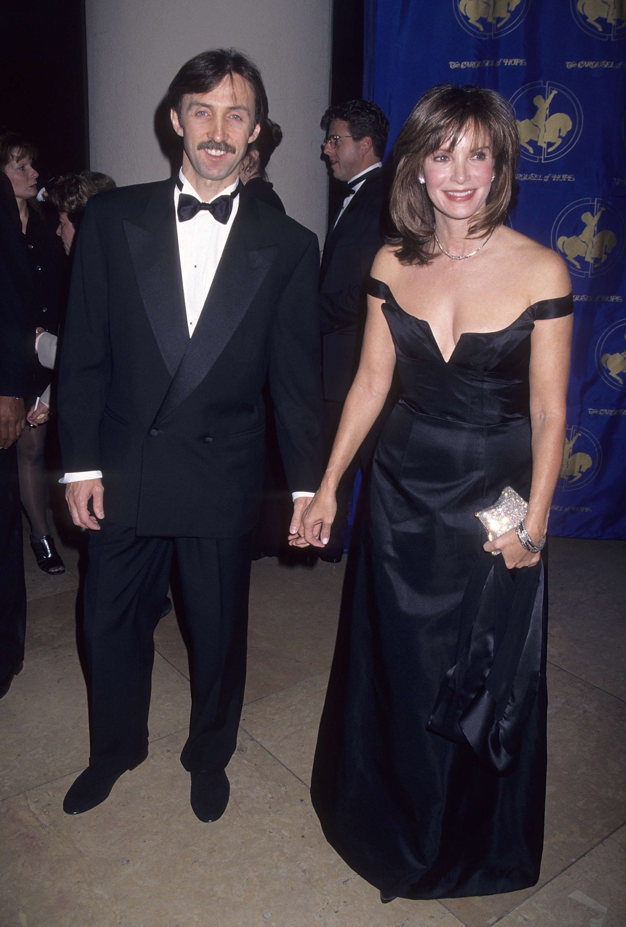 Brad Allen and Jaclyn Smith at the 12th Carousel of Hope Ball to Benefit the Barbara Davis Center for Childhood Diabetes in Beverly Hills, 1996 | Source: Getty Images