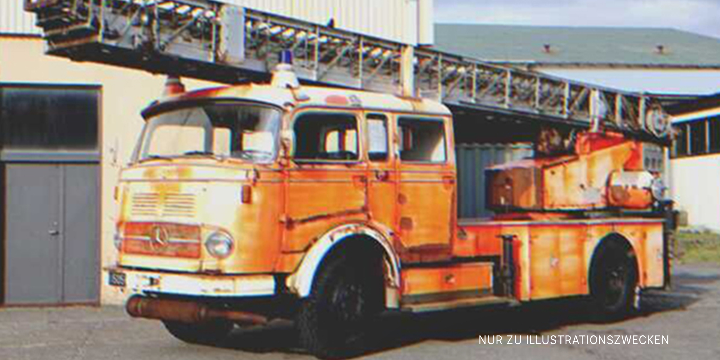 Altes Feuerwehrauto | Quelle: Shutterstock