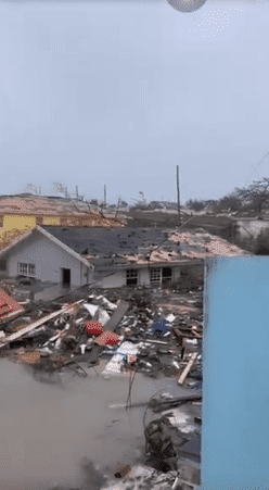 The aftermath of Hurricane Dorian hitting the Bahamas as a category five, and leaving behind mass destruction | Photo: Twitter/WPLG Local 10 News