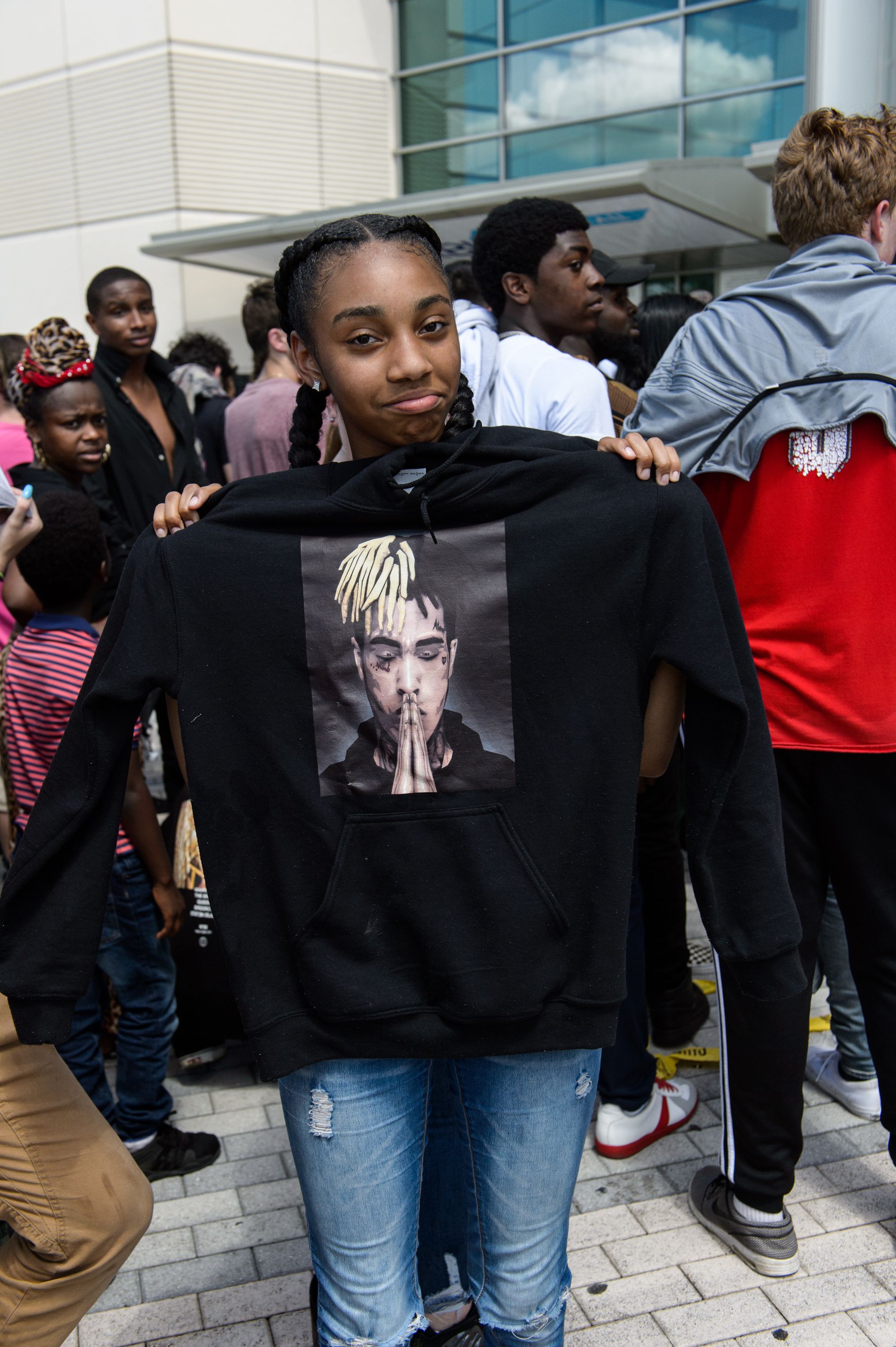 Fans gather outside the XXXTentacion Funeral & Fan Memorial at BB&T Center on June 27, 2018 in Sunrise, Florida. | Source: Getty Images