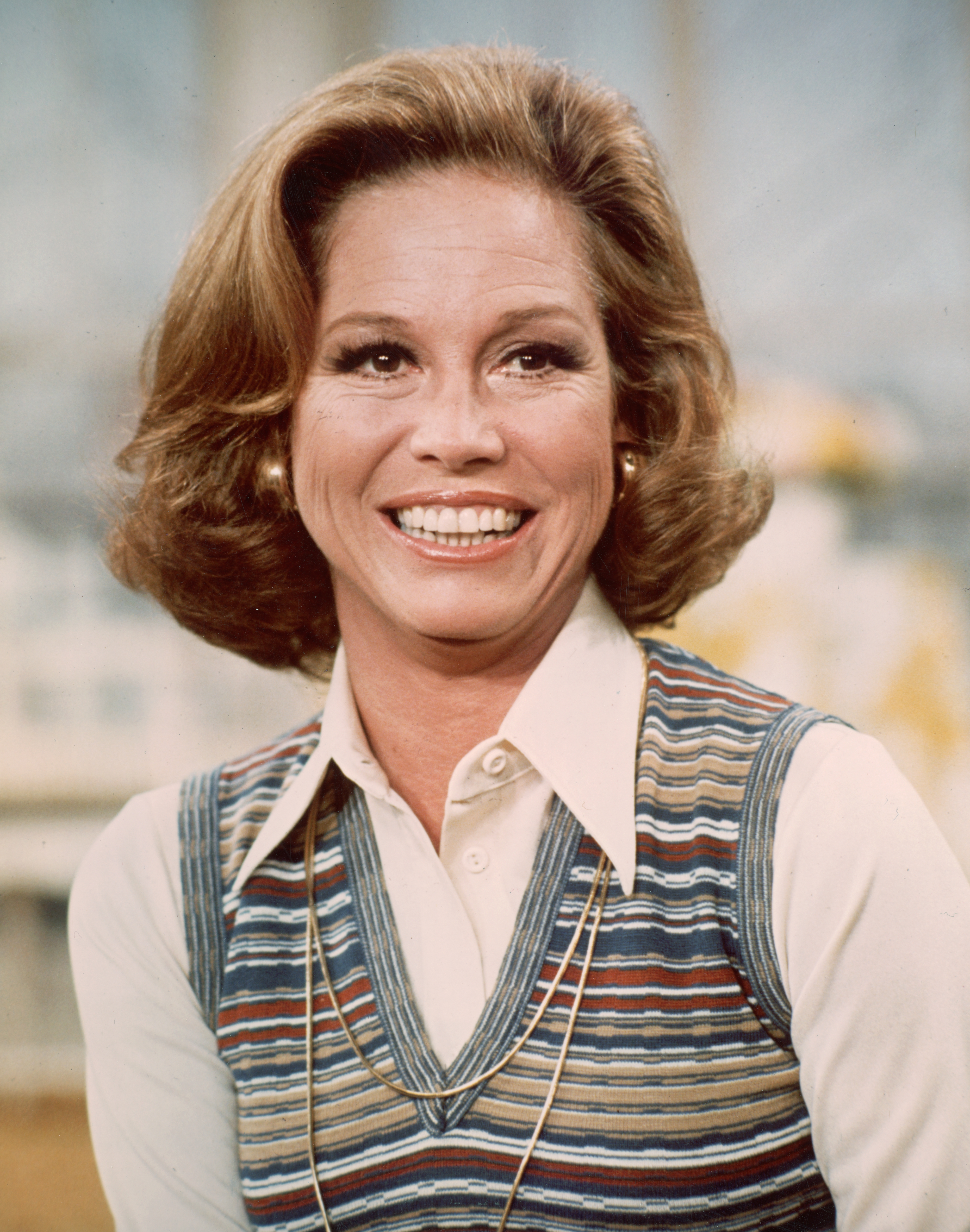 Mary Tyler Moore on "The Mary Tyler Moore Show" in 1977 | Source: Getty Images