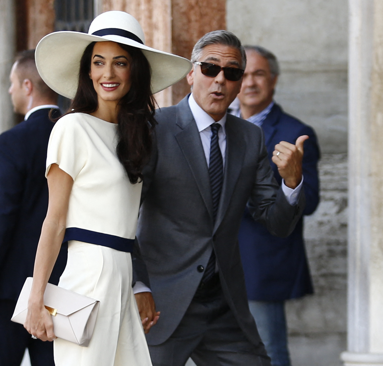 Amal Clooney and George Clooney arrive at the palazzo Ca Farsetti for a civil ceremony on September, 29, 2014, in Venice, Italy. | Source: Getty Images