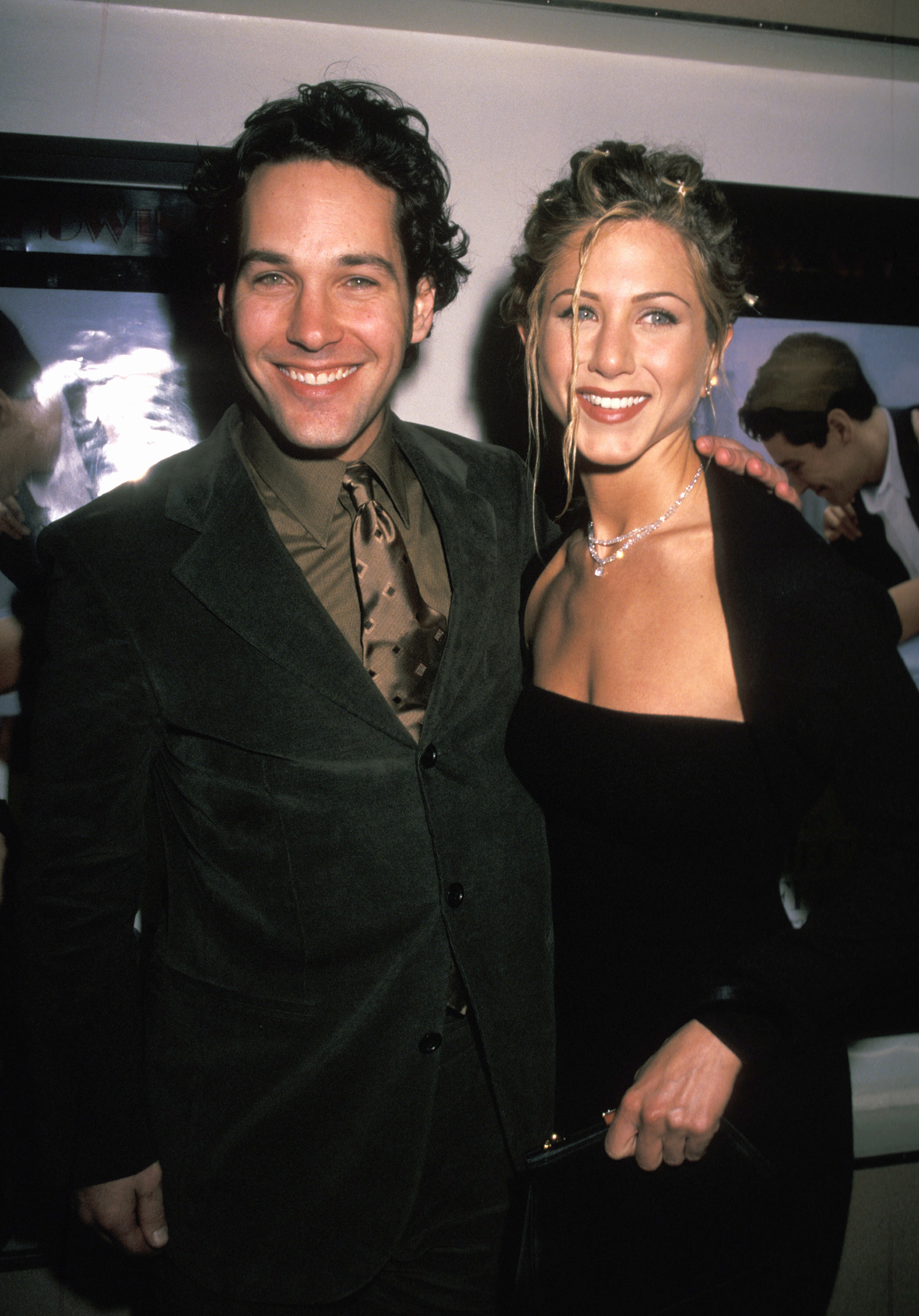 Paul Rudd and Jennifer Aniston at the New York screening of "The Object of My Affection" on April 15, 1998 | Source: Getty Image